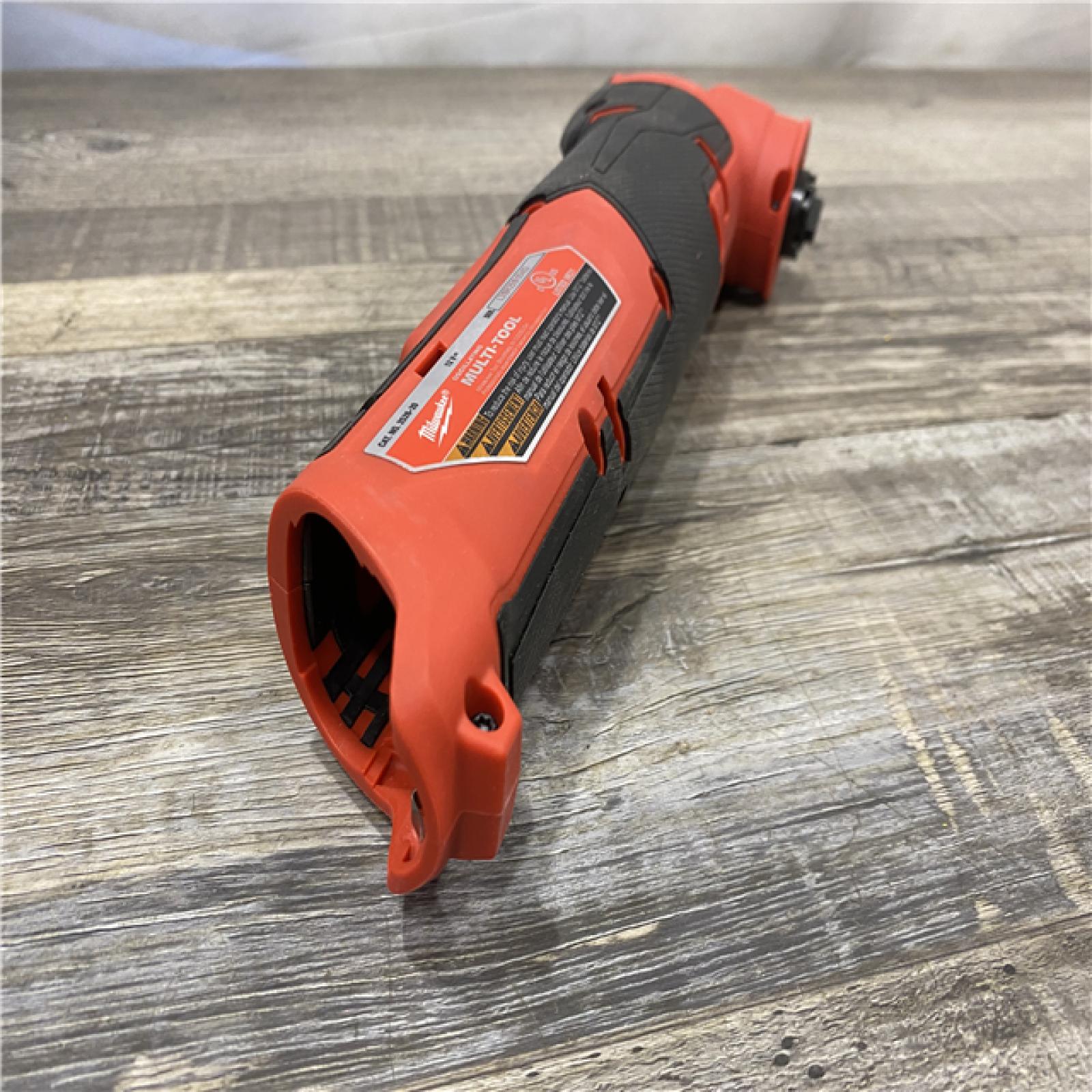 AS-IS Milwaukee 12V Lithium-Ion Cordless Oscillating Multi-Tool 2526-20 (Tool-Only)