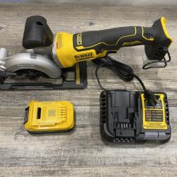 AS-IS DEWALT Atomic 20-Volt Maximum Lithium-Ion Cordless Brushless 4-1/2 in. Circular Saw Kit