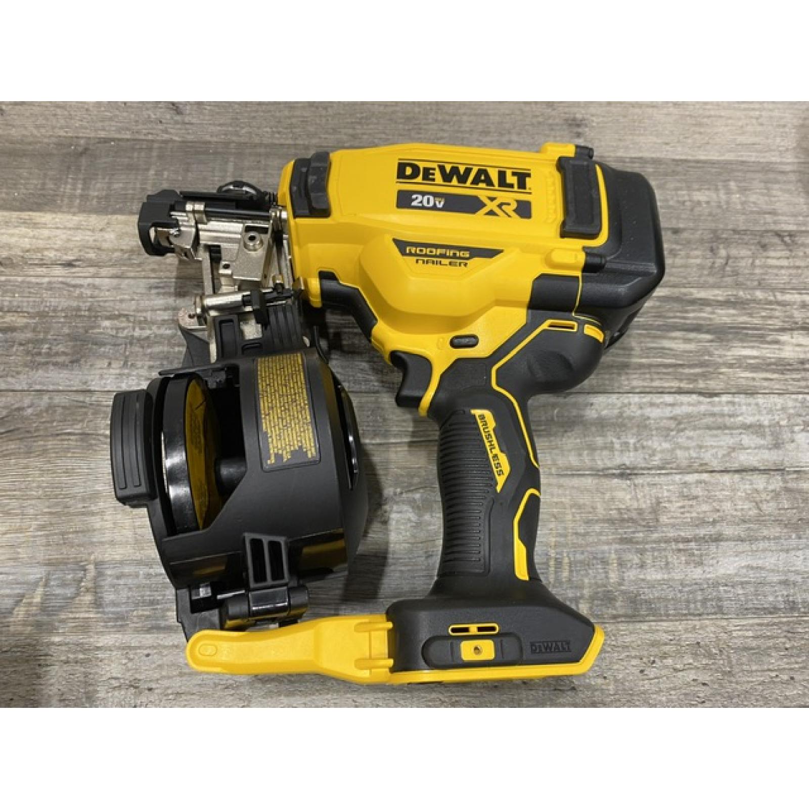 AS-IS DEWALT 20V MAX Lithium-Ion 15-Degree Electric Cordless Roofing Nailer Kit