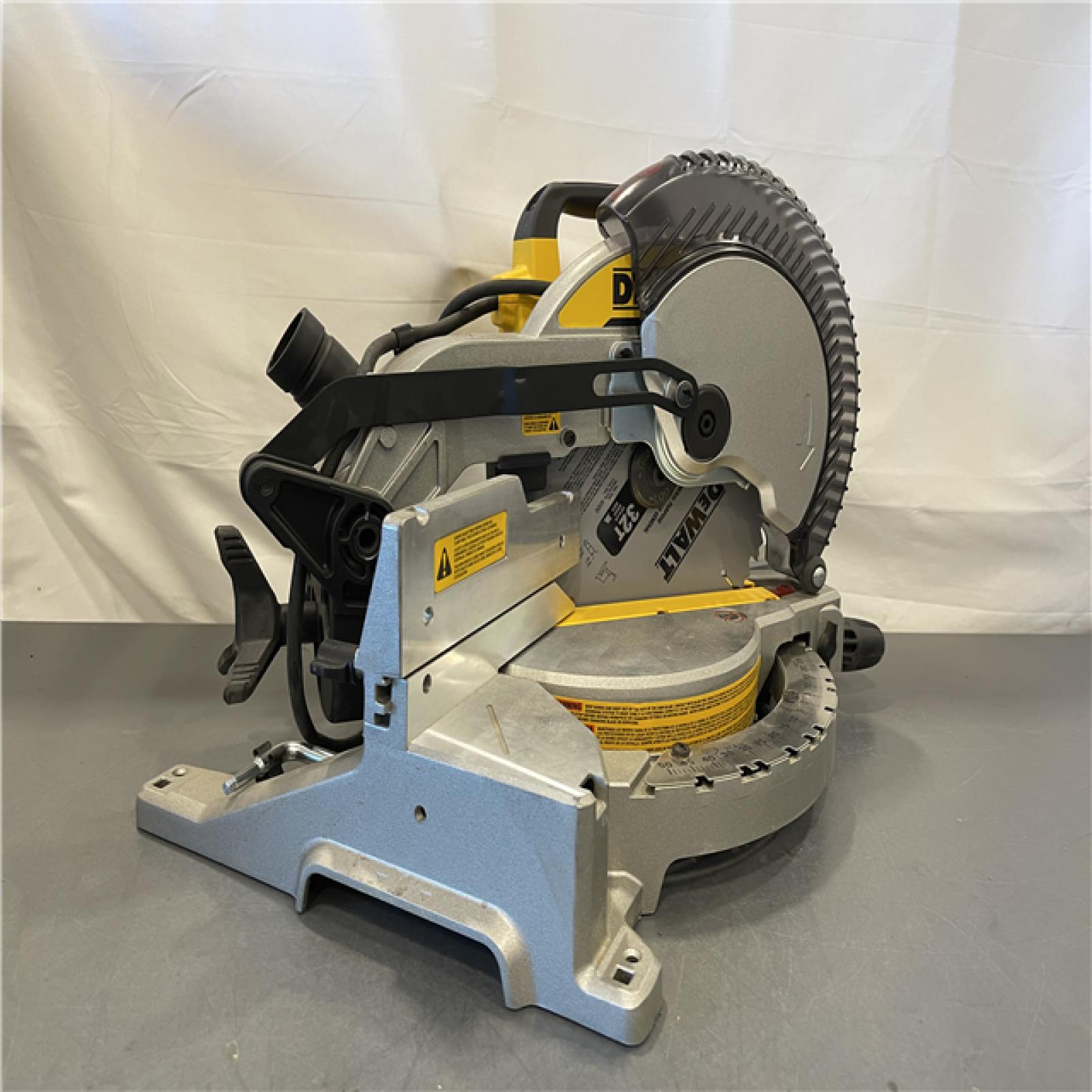 AS-IS - DEWALT 15 Amp Corded 10 in. Compound Single Bevel Miter Saw