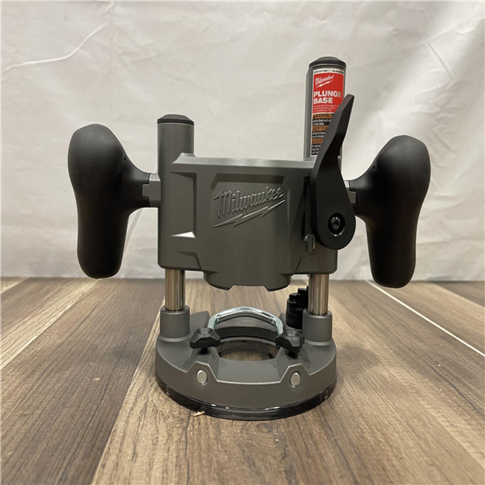 AS-IS Milwaukee Compact Router Plunge Base