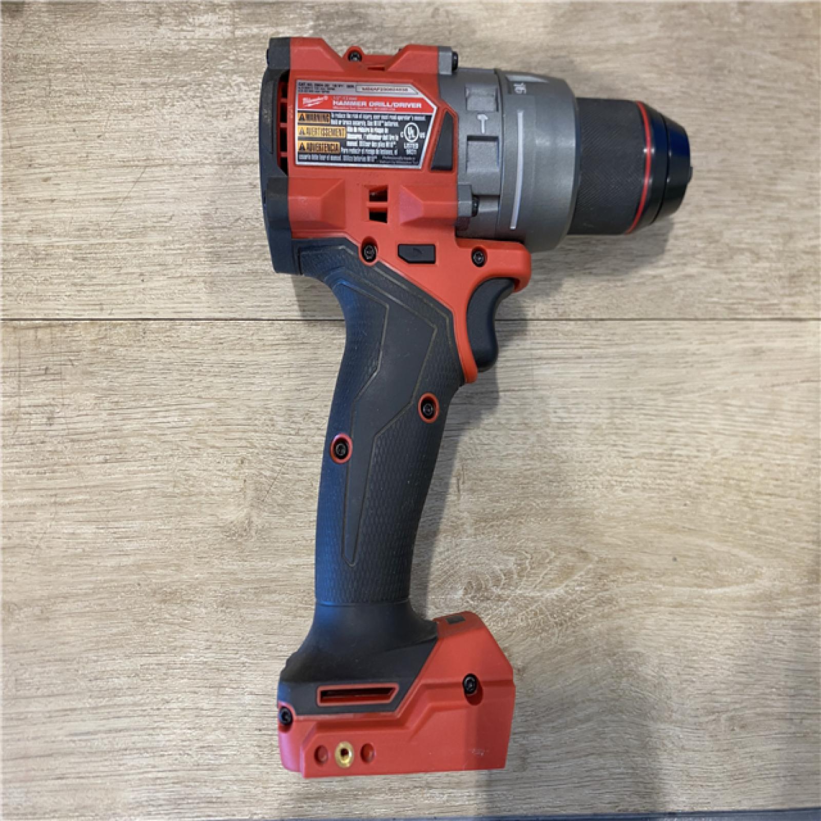 AS-IS Milwaukee FUEL 18V Lithium-Ion Brushless Cordless 1/2 in. Hammer Drill Driver Kit