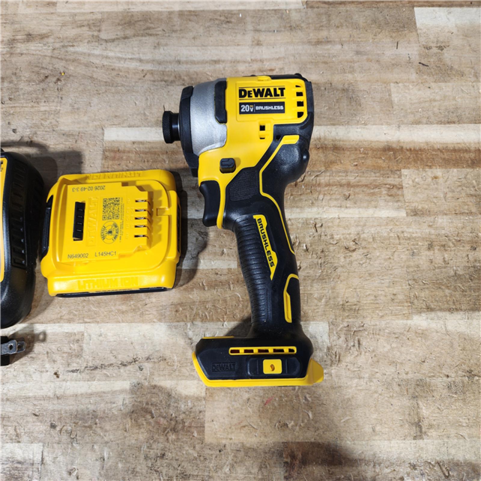 HOUSTON LOCATION - AS - IS DEWALT Atomic 20V Max Lithium-Ion Brushless Cordless Compact 1/4 in. Impact Driver Kit