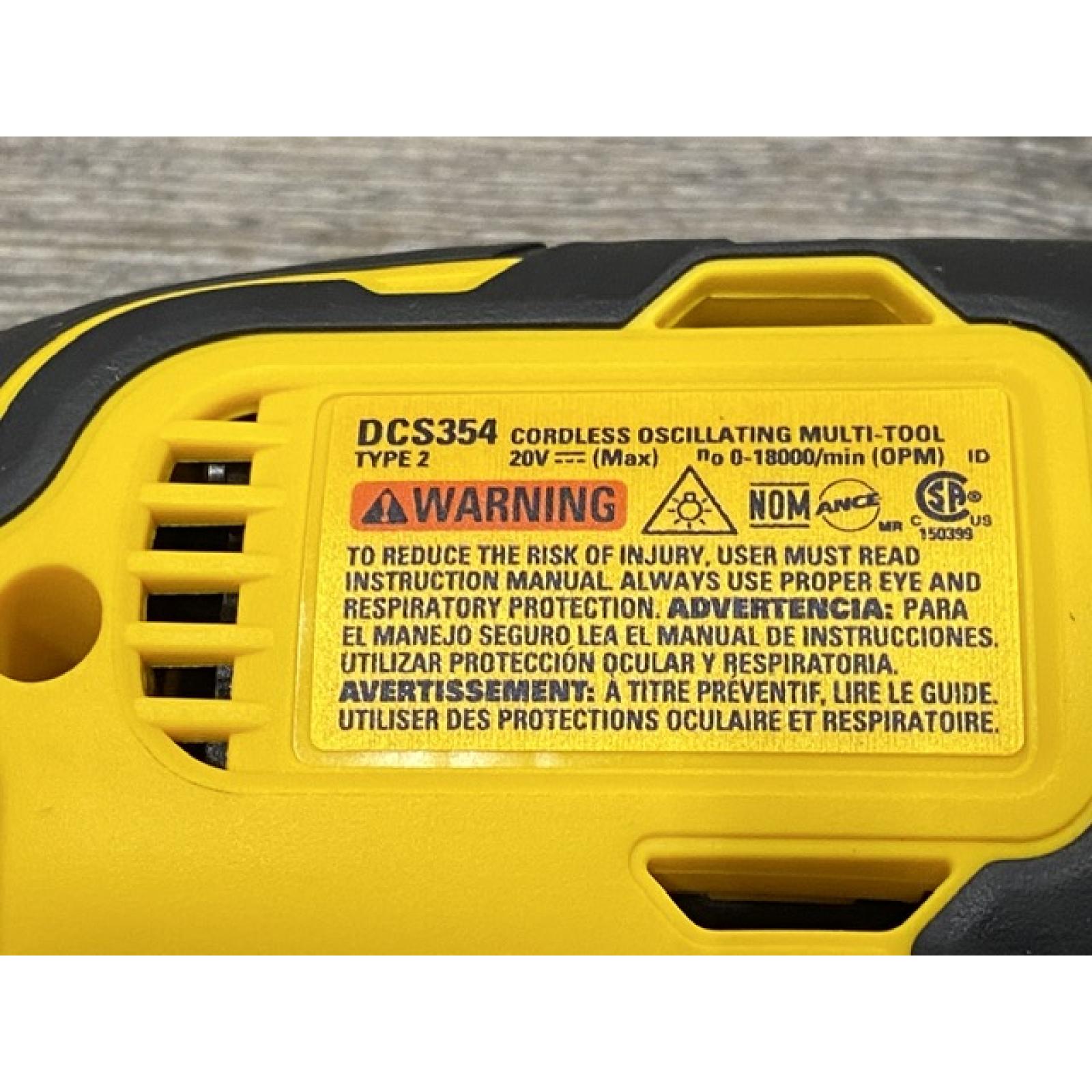 AS-IS DEWALT ATOMIC 20V MAX Cordless Brushless Oscillating Multi Tool Kit