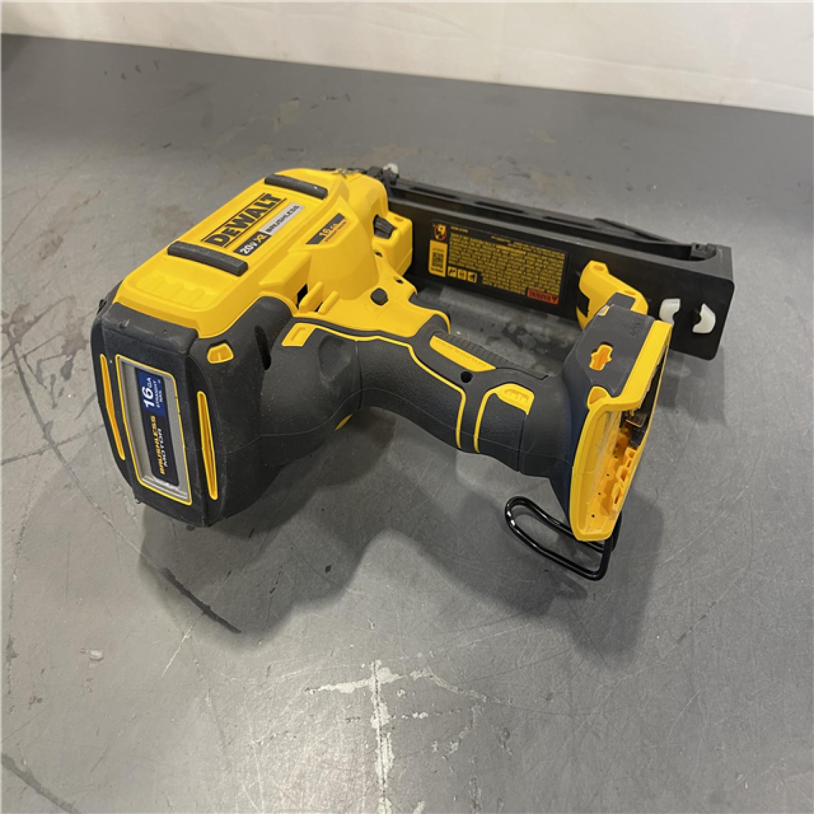 AS-IS - DEWALT 20V MAX XR 16-Gauge Lithium-Ion Cordless Finish Nailer