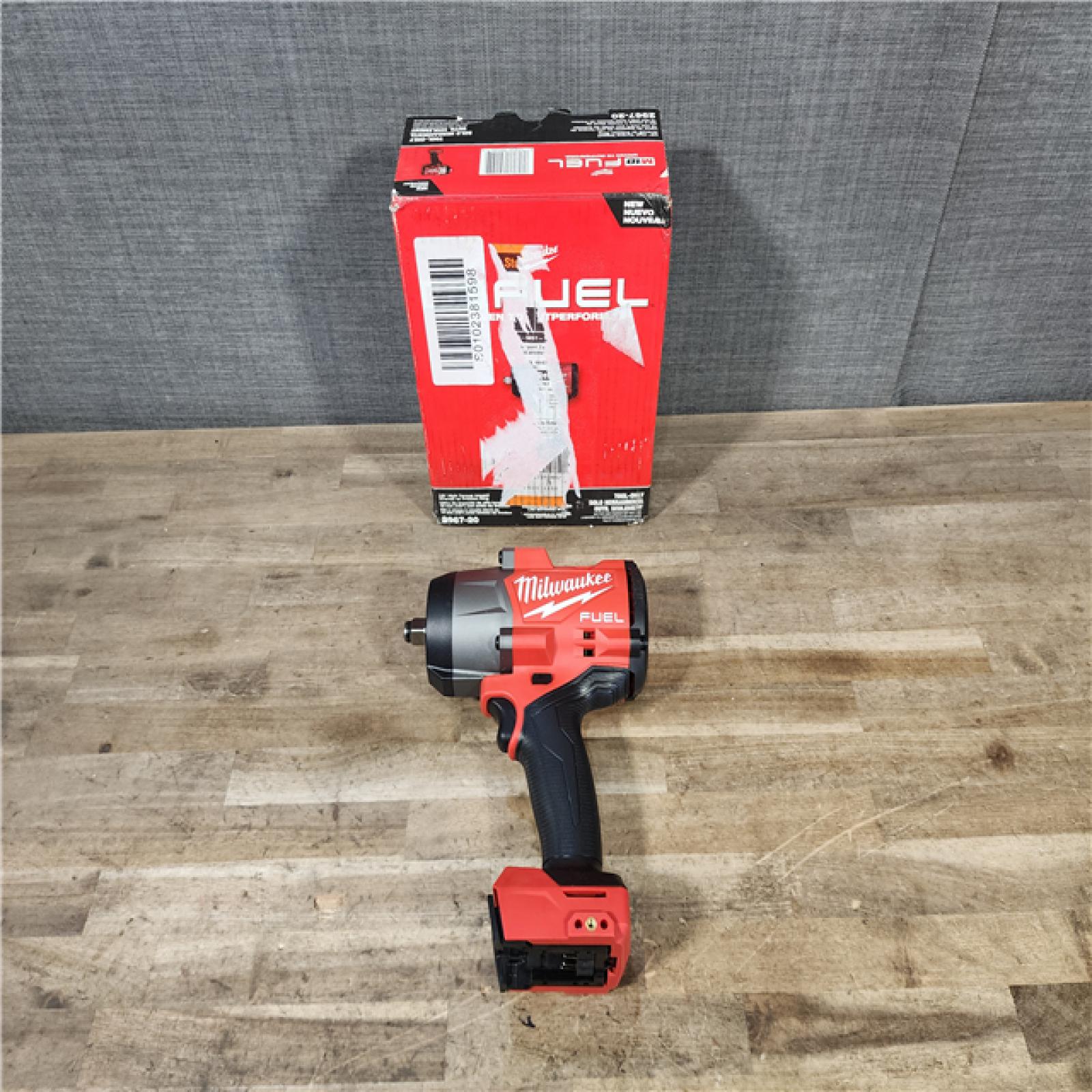 HOUSTON LOCATION - AS-IS (APPEARS LIKE NEW) Milwaukee M18 FUEL 18V Lithium-Ion Brushless Cordless 1/2 in. Impact Wrench with Friction Ring (Tool-Only)