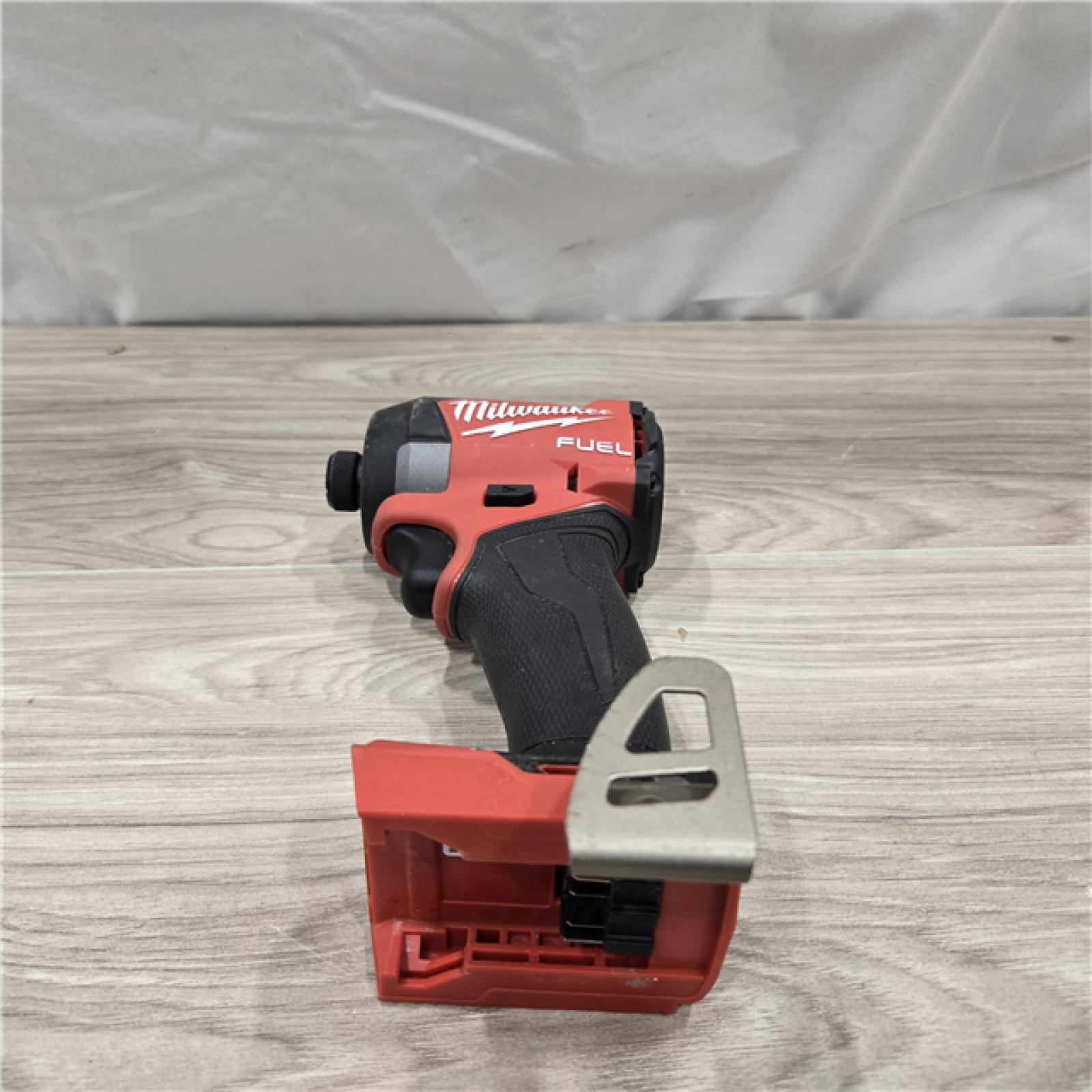 AS-IS Milwaukee 2953-22 M18 FUEL 1/4 Hex Impact Driver Kit