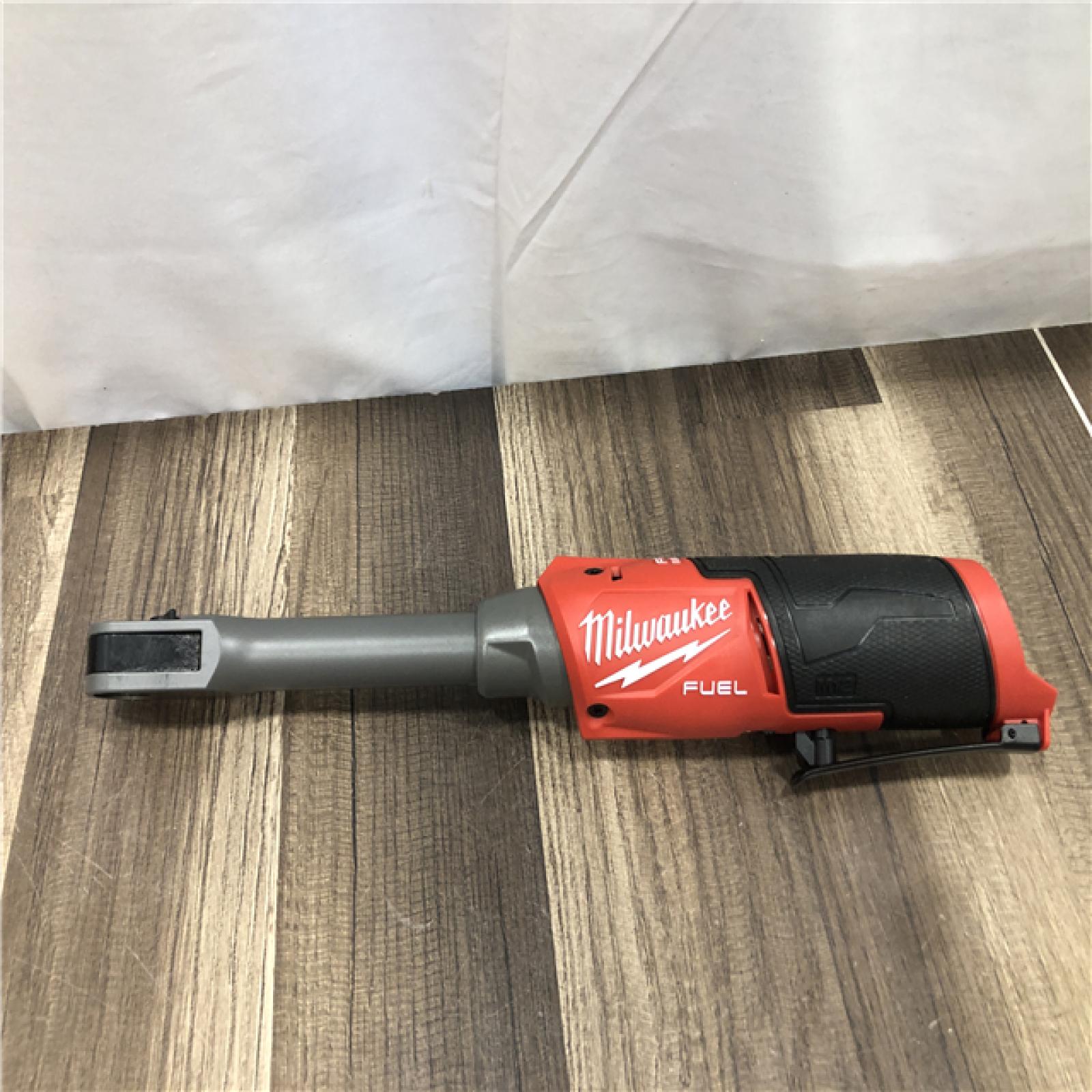 AS-IS Milwaukee FUEL INSIDER 12V Lithium-Ion Brushless Cordless 1/4 in. - 3/8 in. Extended Reach Box Ratchet (Tool-Only)