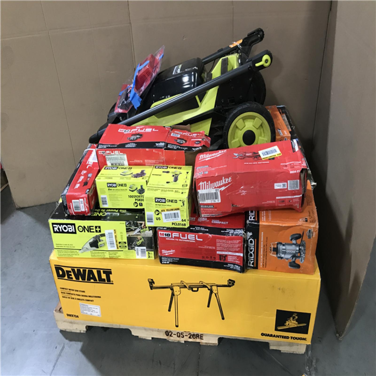 CALIFORNIA AS-IS TOOL PALLET