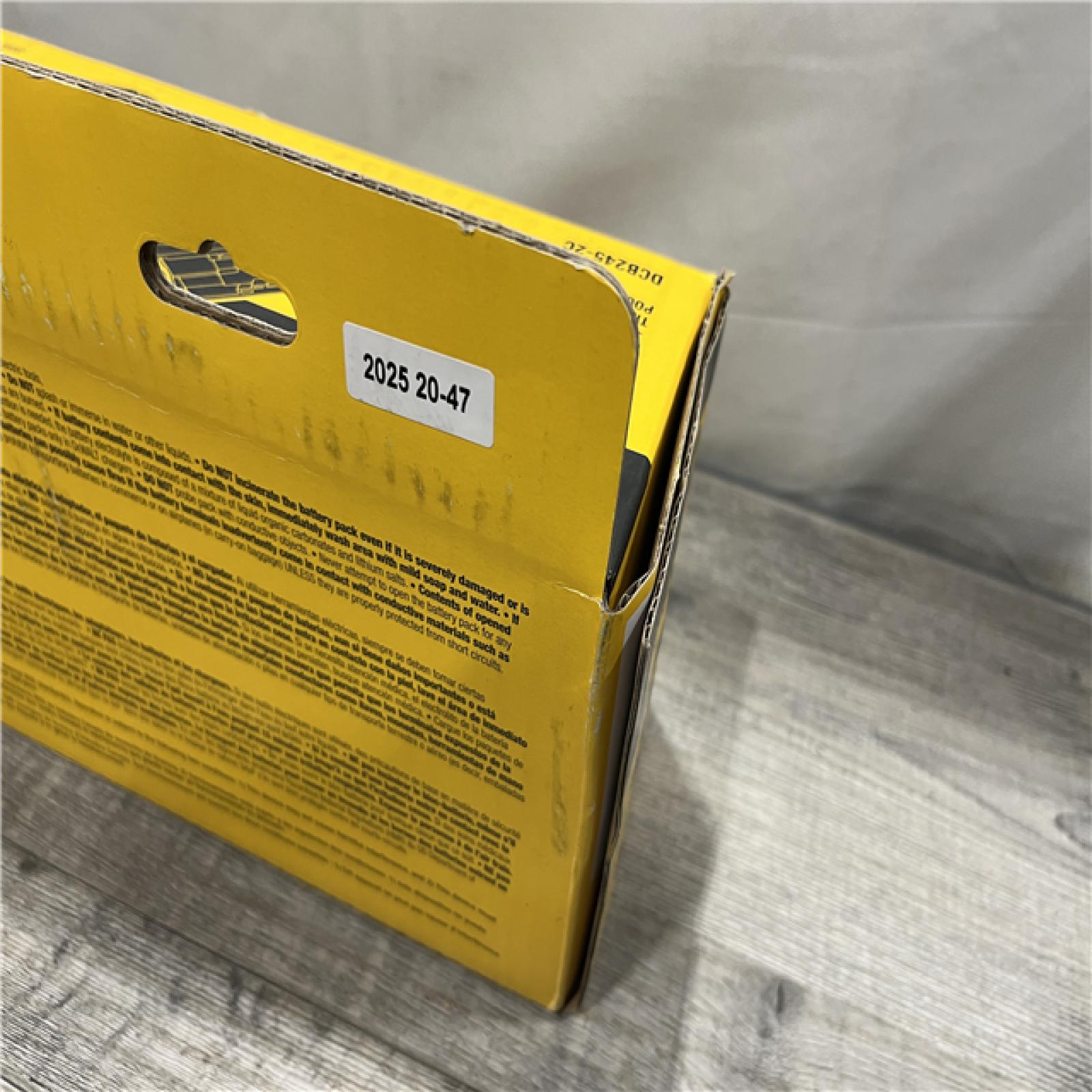 NEW - DEWALT 20V MAX Lithium-Ion Starter Kit with 4.0 Ah and 5.0 Ah Batteries and Charger