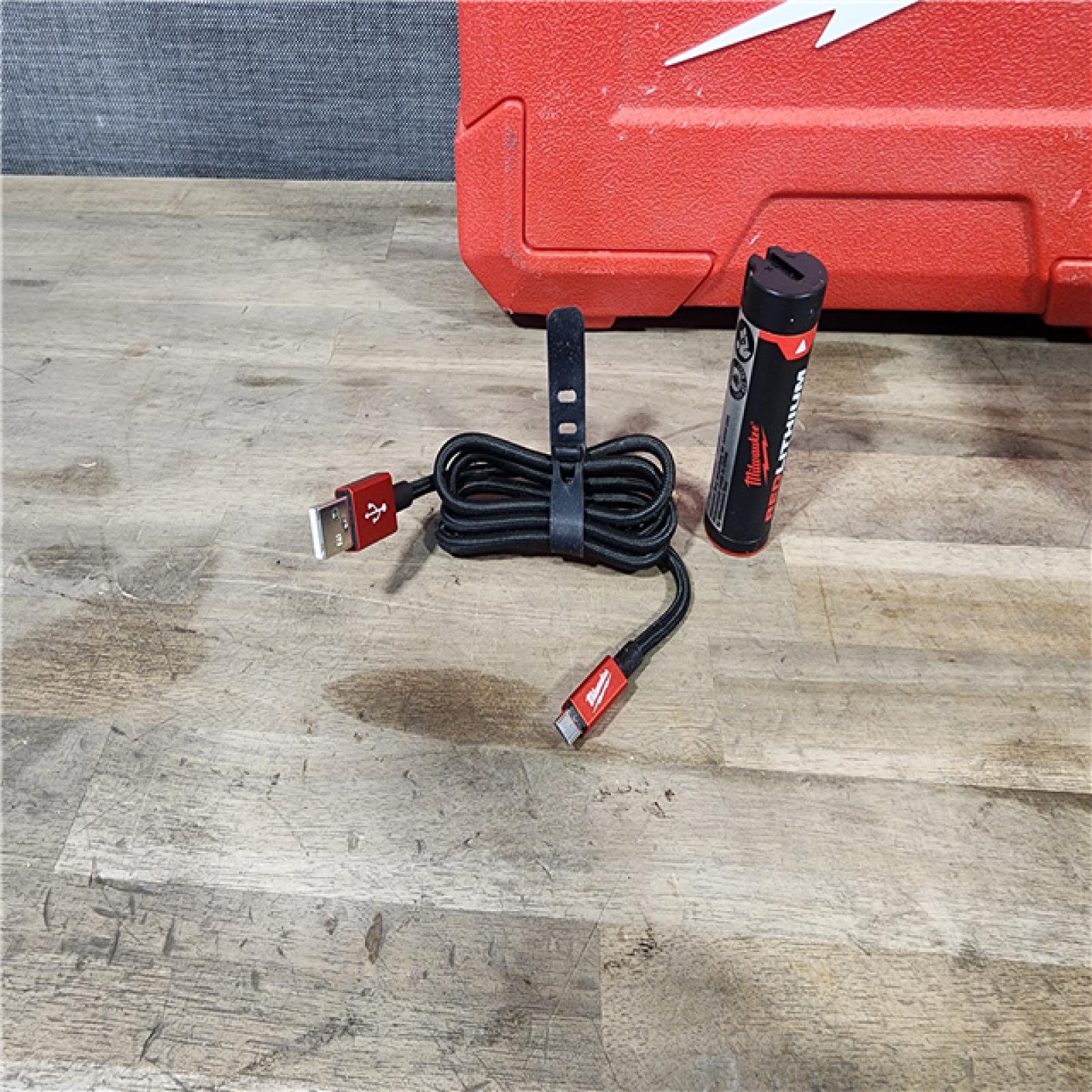 HOUSTON LOCATION - AS-IS MILWAUKEE 100 Ft. REDLITHIUM Lithium-Ion USB Green Rechargeable Cross Line Laser Level