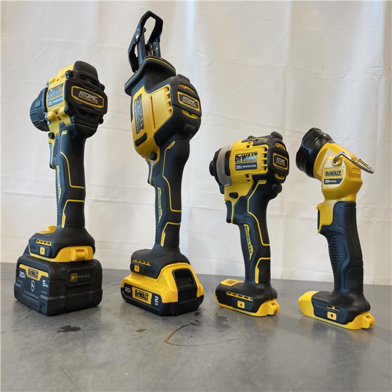 AS-IS - DEWALT 20-Volt MAX Lithium-Ion Cordless 6-Tool Combo Kit