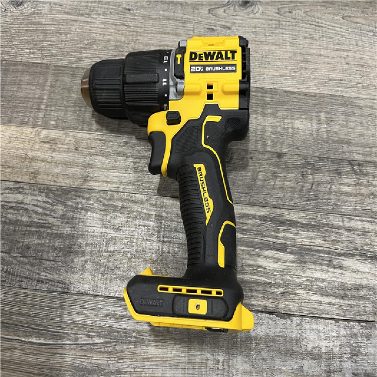 AS-IS DEWALT ATOMIC 20V Lithium-Ion Cordless 1/2 in. Hammer Drill Kit