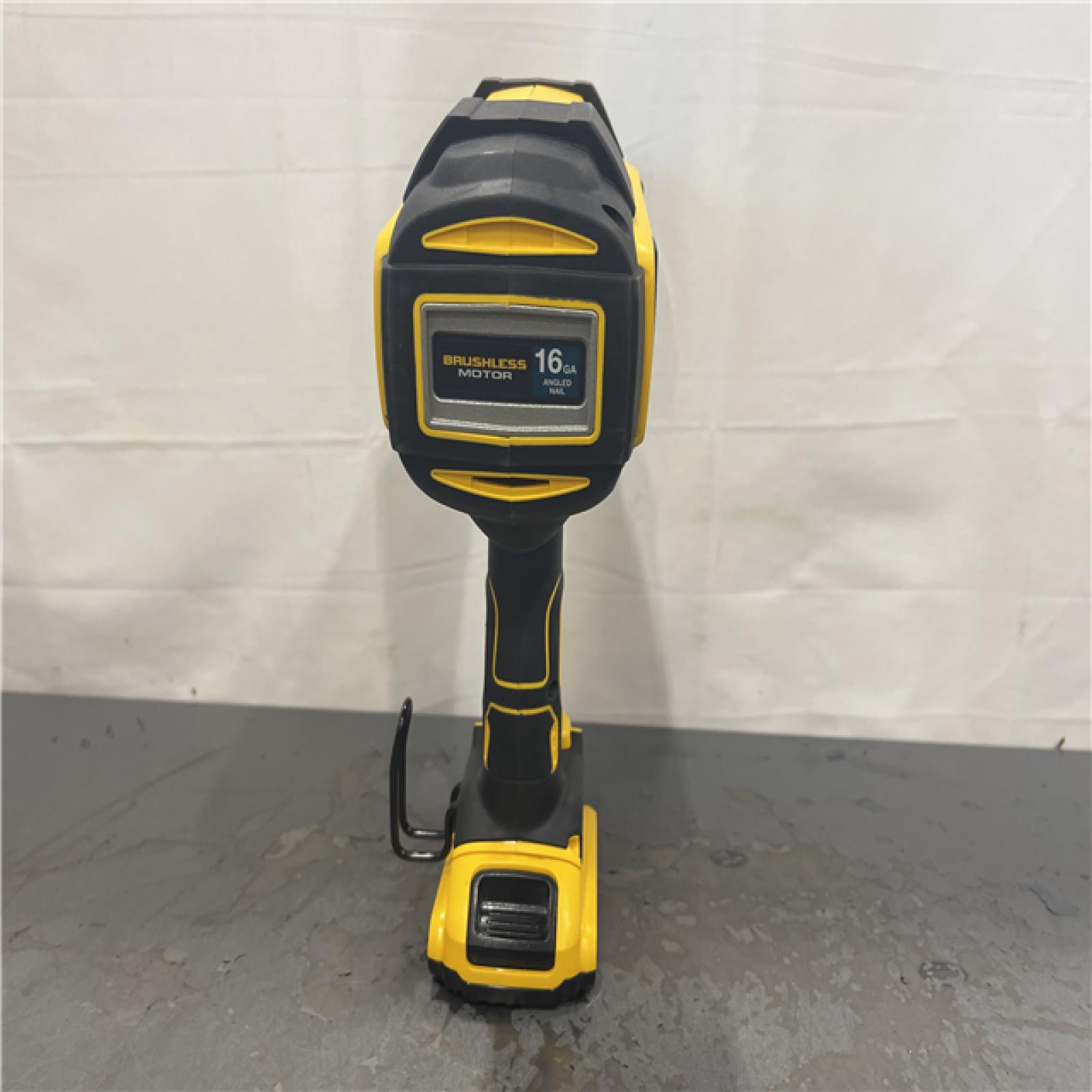 AS-IS- DeWalt 20V 16 Gauge Cordless Angled Finish Nailer Kit W/ 2Ah Battery