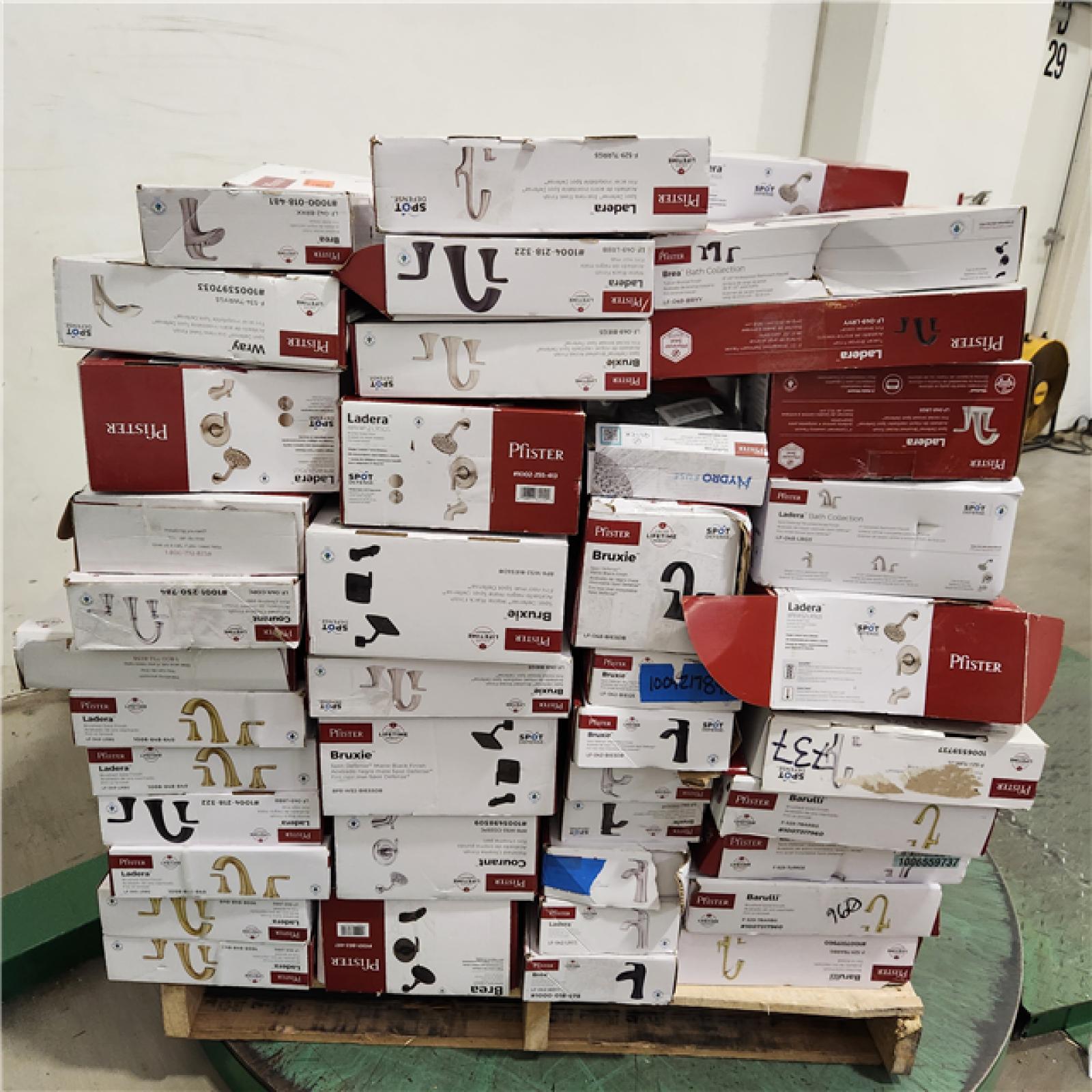 Dallas Location - As-Is Bath & Kitchen Faucets Palllet