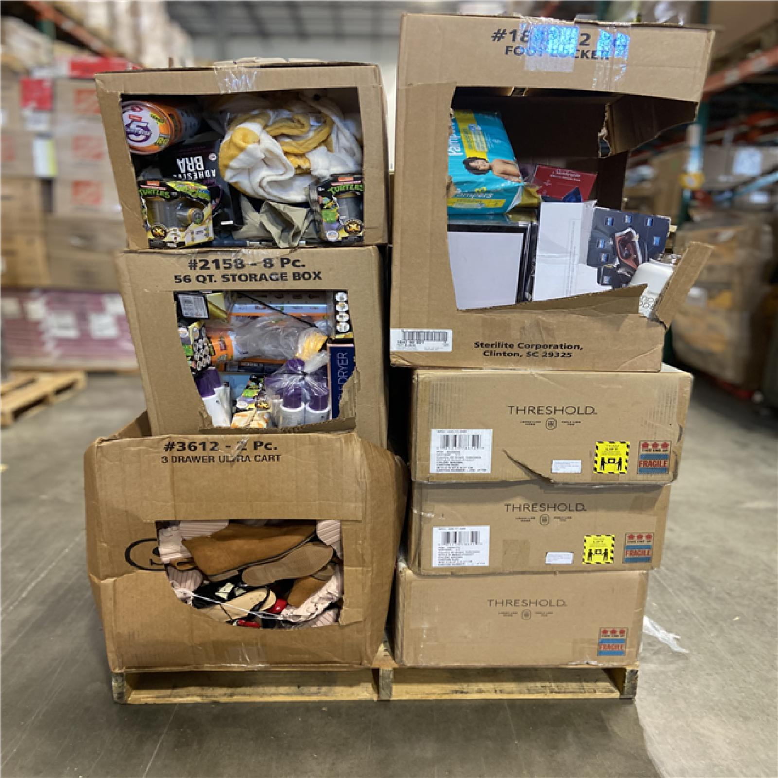 DALLAS LOCATION - BULLSEYE CLOTHING, HOME GOODS PALLET