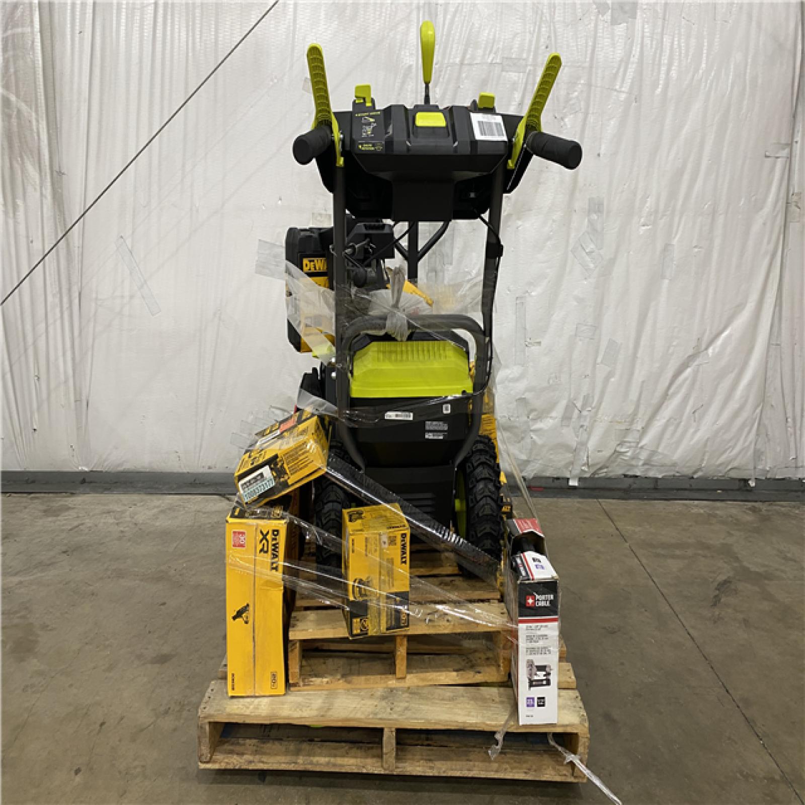 Houston Location AS IS - Tool Pallet