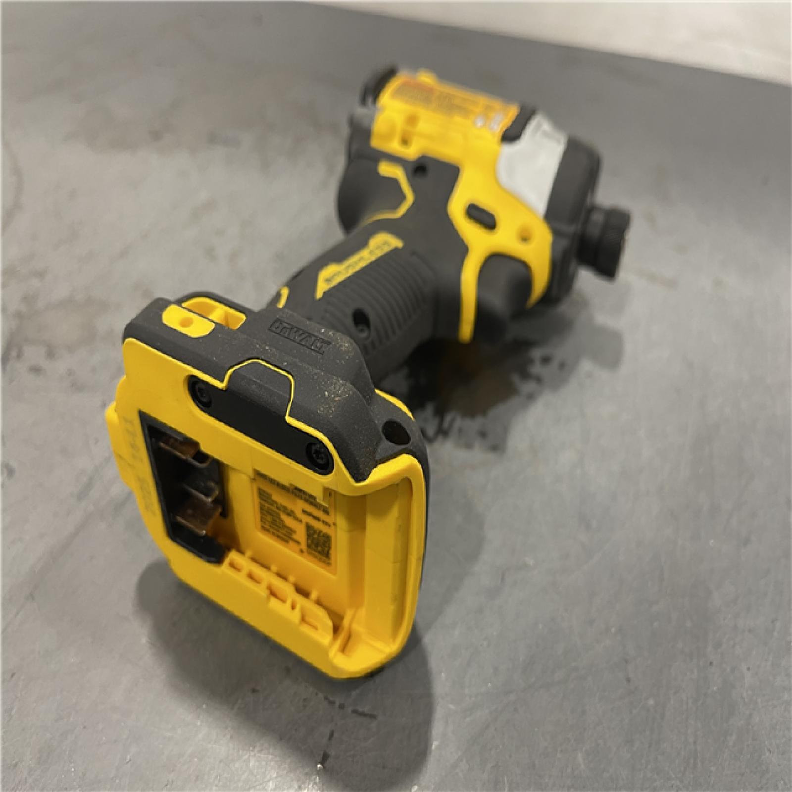 AS-IS - DeWalt Corded Pneumatic 16-Gauge 1 in. Crown Lathing Stapler