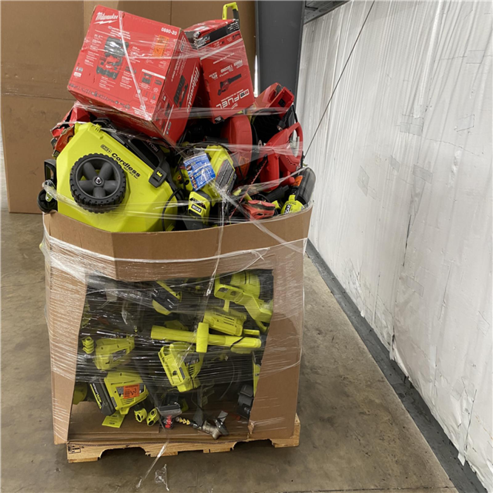 Houston Location AS IS - Tool Pallet