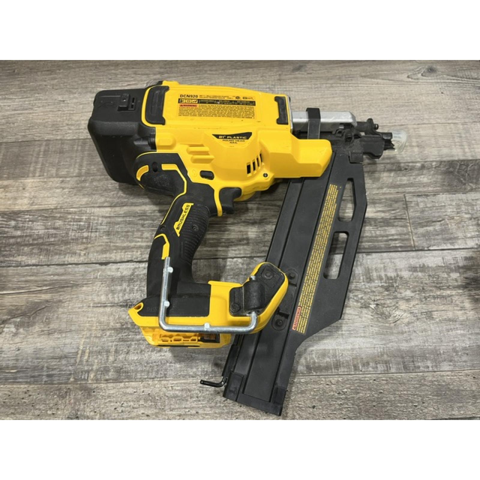 AS-IS DEWALT 20-Volt 21° Cordless Framing Nailer (Tool-Only)
