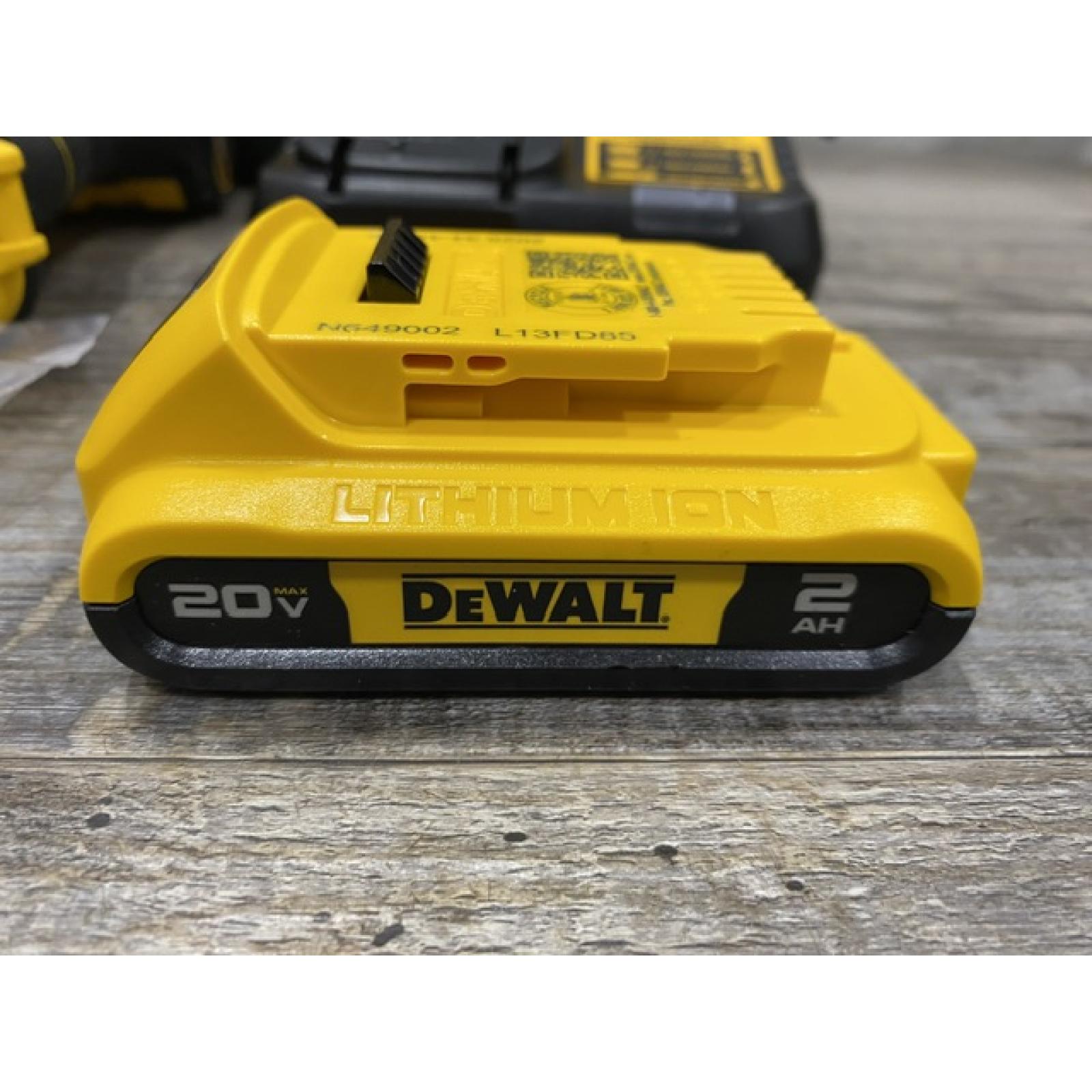 AS-IS DEWALT Atomic 20V Lithium-Ion Cordless Compact 1/2 in. Drill/Driver Kit