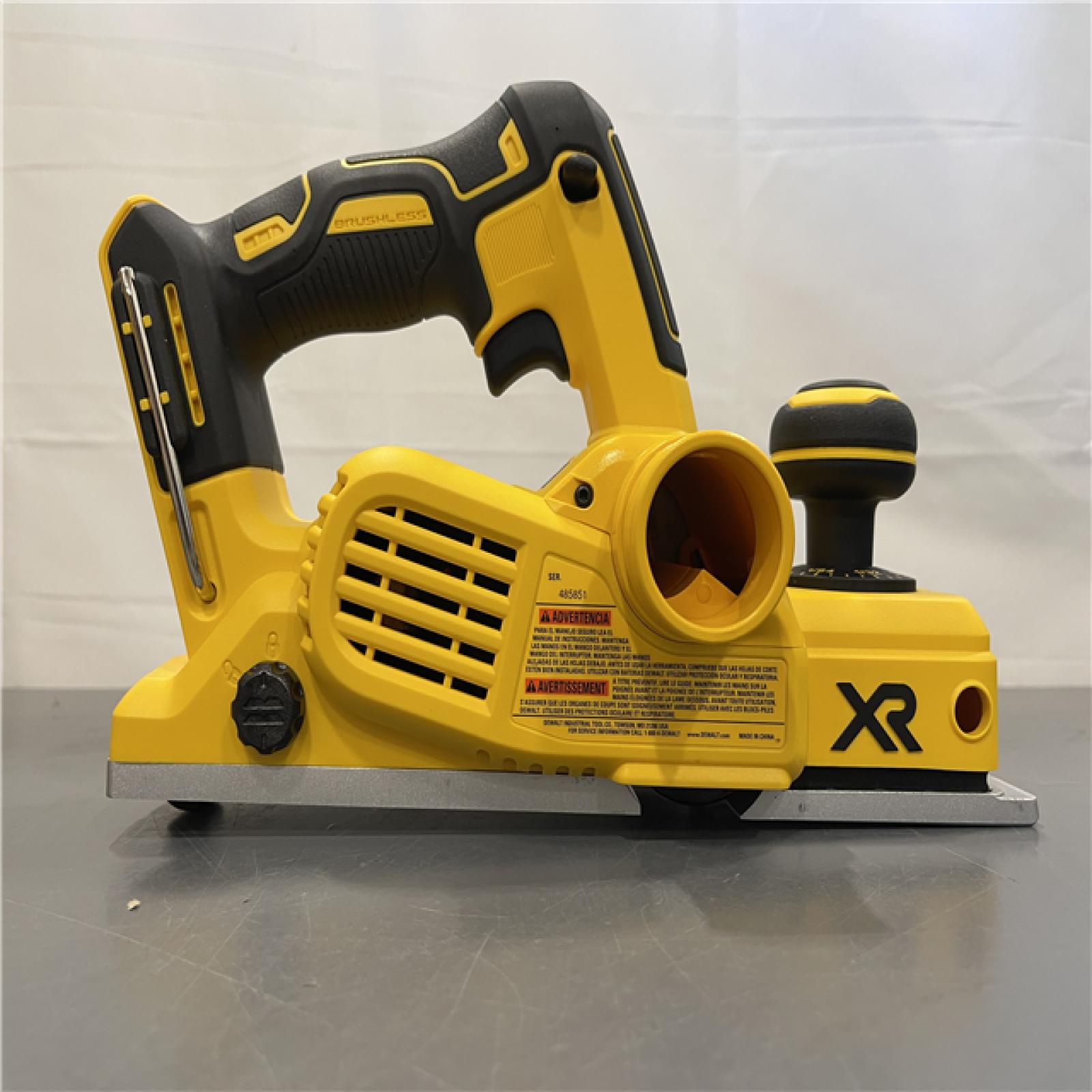 AS-IS - DEWALT 20V MAX Lithium Ion Brushless Planer