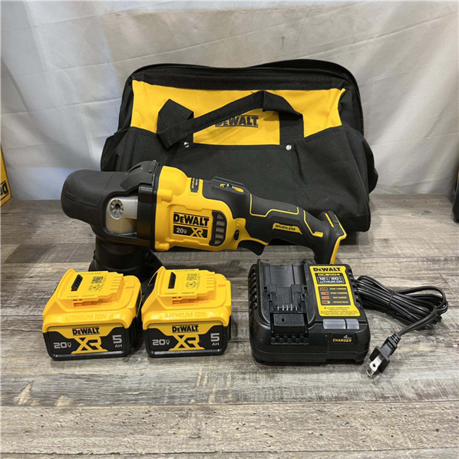 AS-IS DEWALT 20V MAX XR Brushless Cordless 5 Random Orbit Polisher Kit