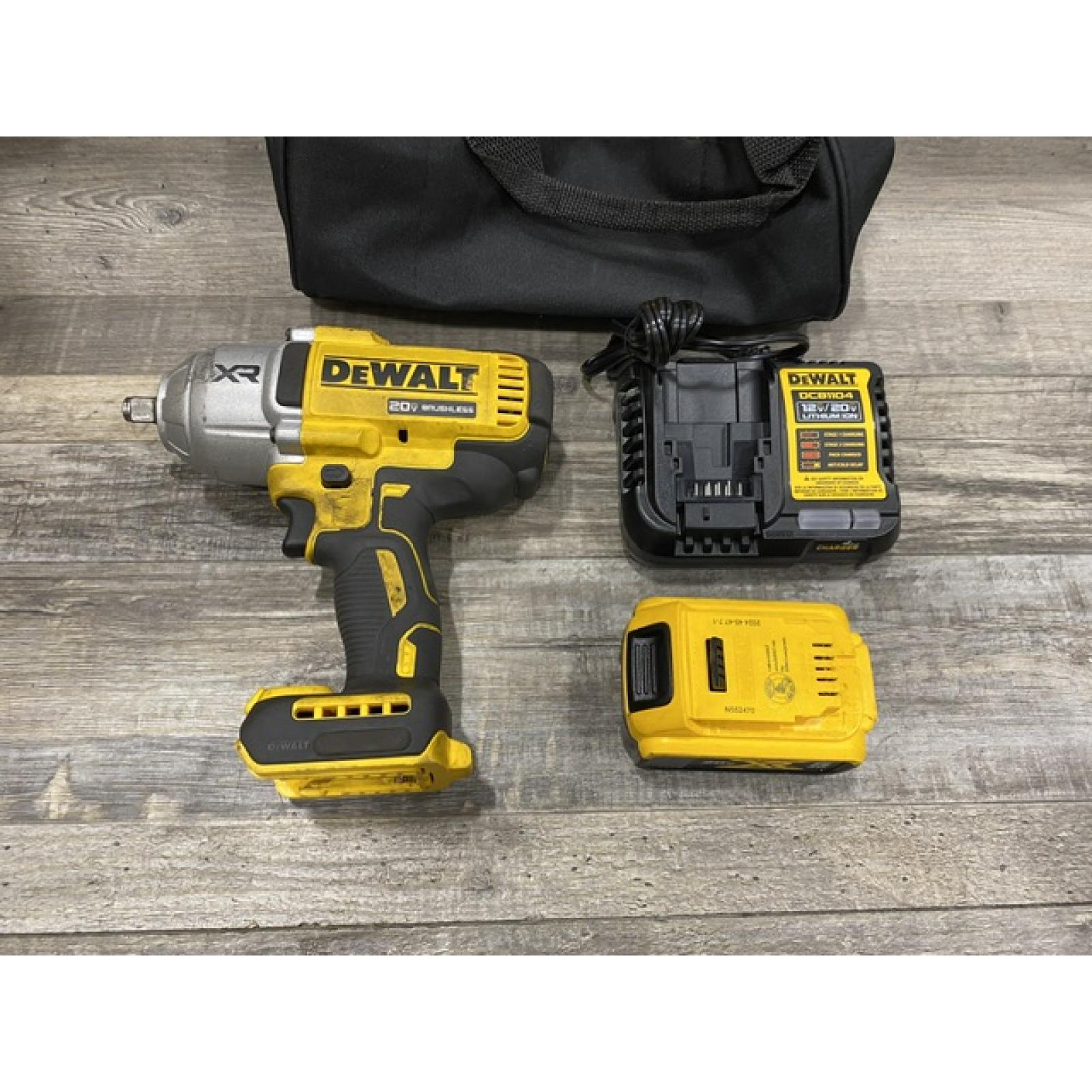 AS-IS DEWALT 20V MAX Lithium-Ion Cordless 1/2 in. Impact Wrench Kit
