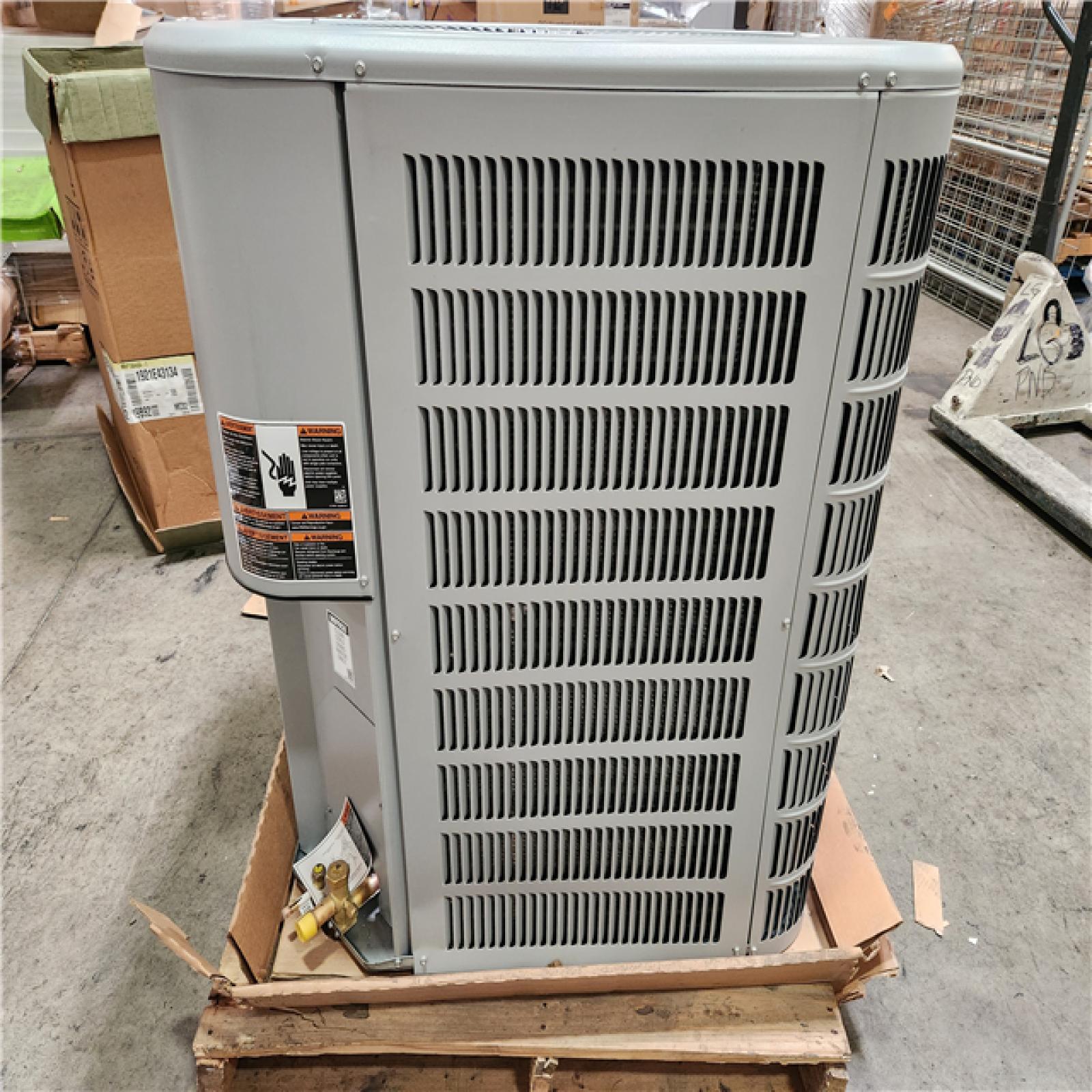 Phoenix Location NEW HVAC 4 Ton 15 SEER MrCool Signature Central Heat Pump Condenser