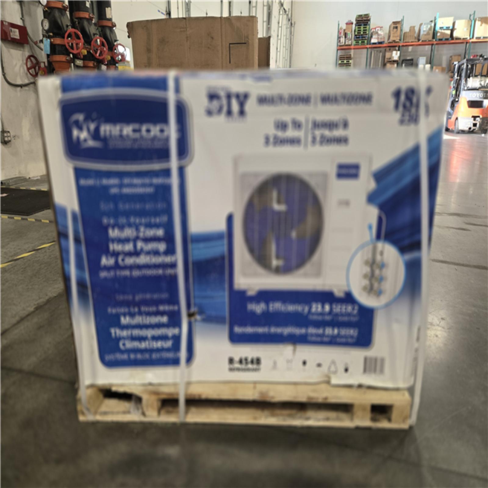 DALLAS LOCATION- AS-IS MR.COOL 18K BTU 23.9 SEER2 1.5 Ton 3-Zone Mini-Split Heat Pump Condenser