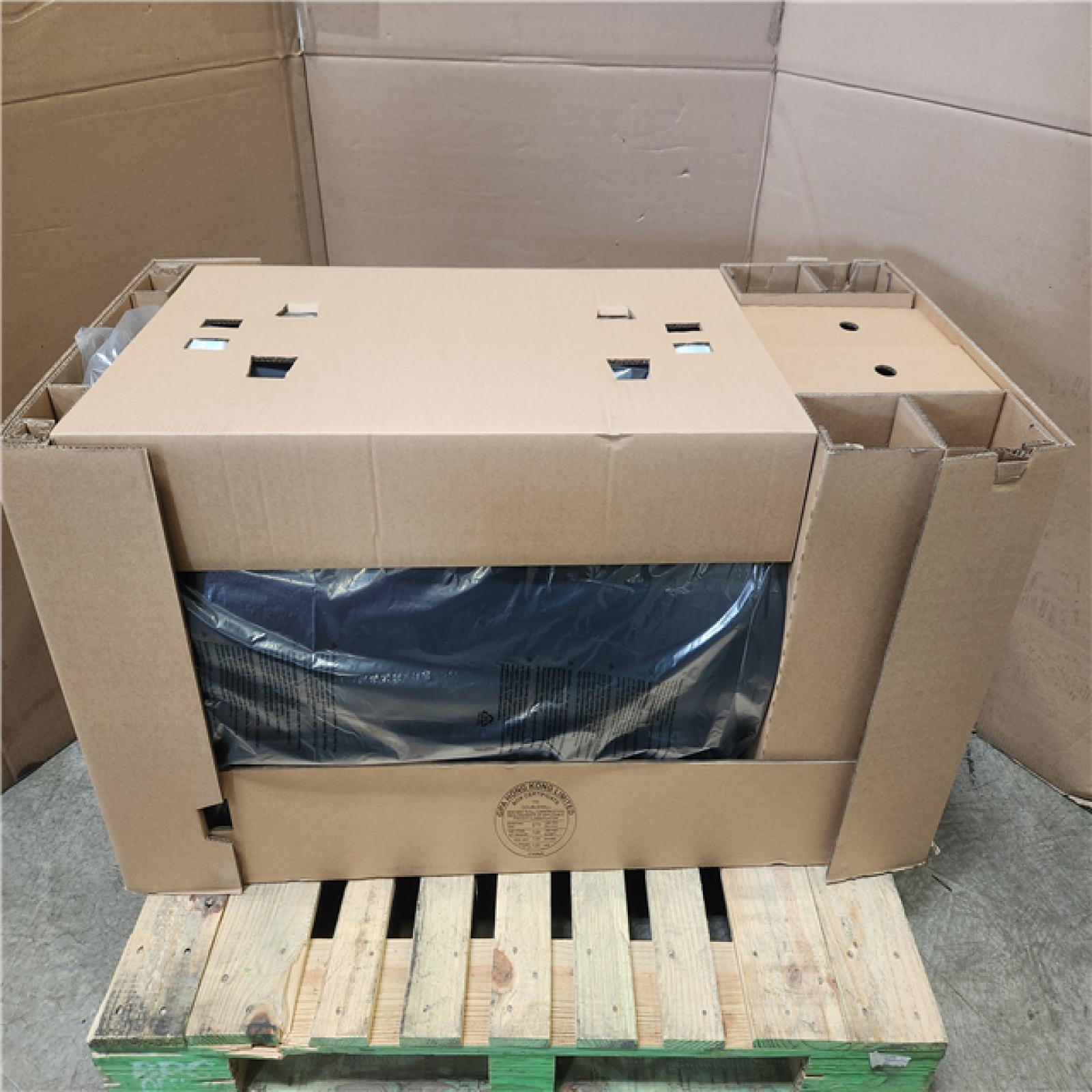 Phoenix NEW Traeger Pro Series 34-Pellet Grill and Smoker in Bronze (SEALED)