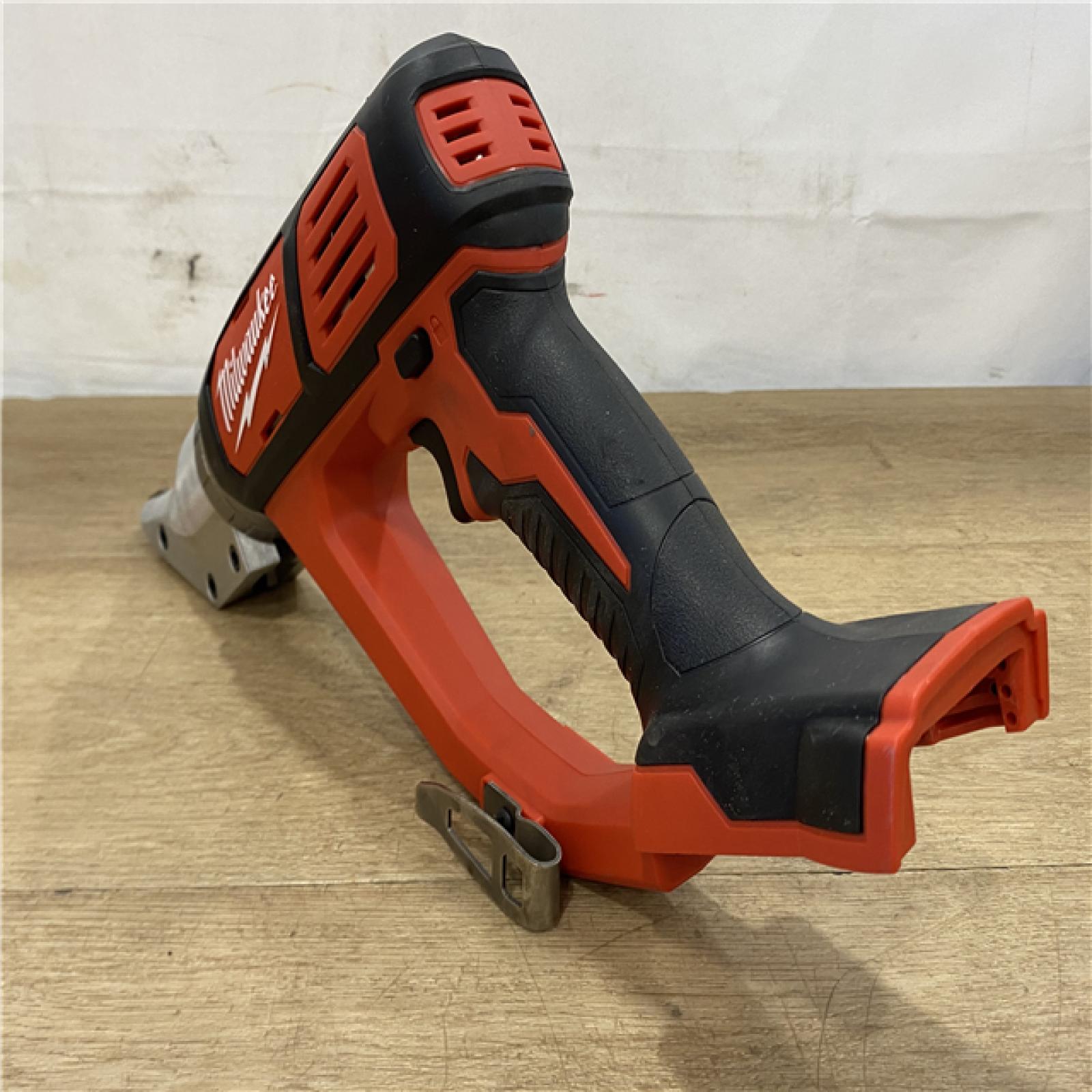 AS-IS Milwaukee 18-Volt Lithium-Ion Cordless 18-Gauge Double Cut Metal Shear (Tool-Only)