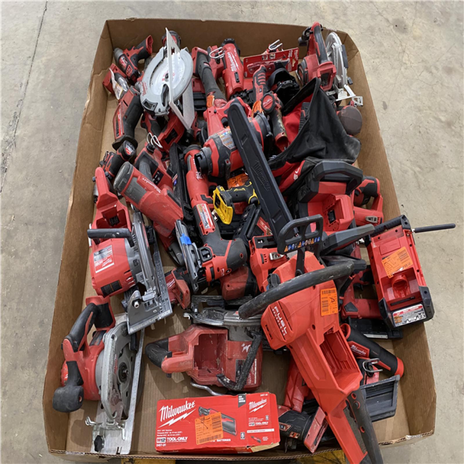 Houston Location AS IS - Tool Pallet