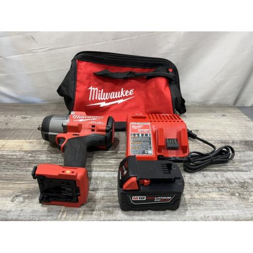 AS-IS Milwaukee FUEL 18V Lithium-Ion Brushless Cordless 1/2 in. Impact Wrench w/Friction Ring Kit