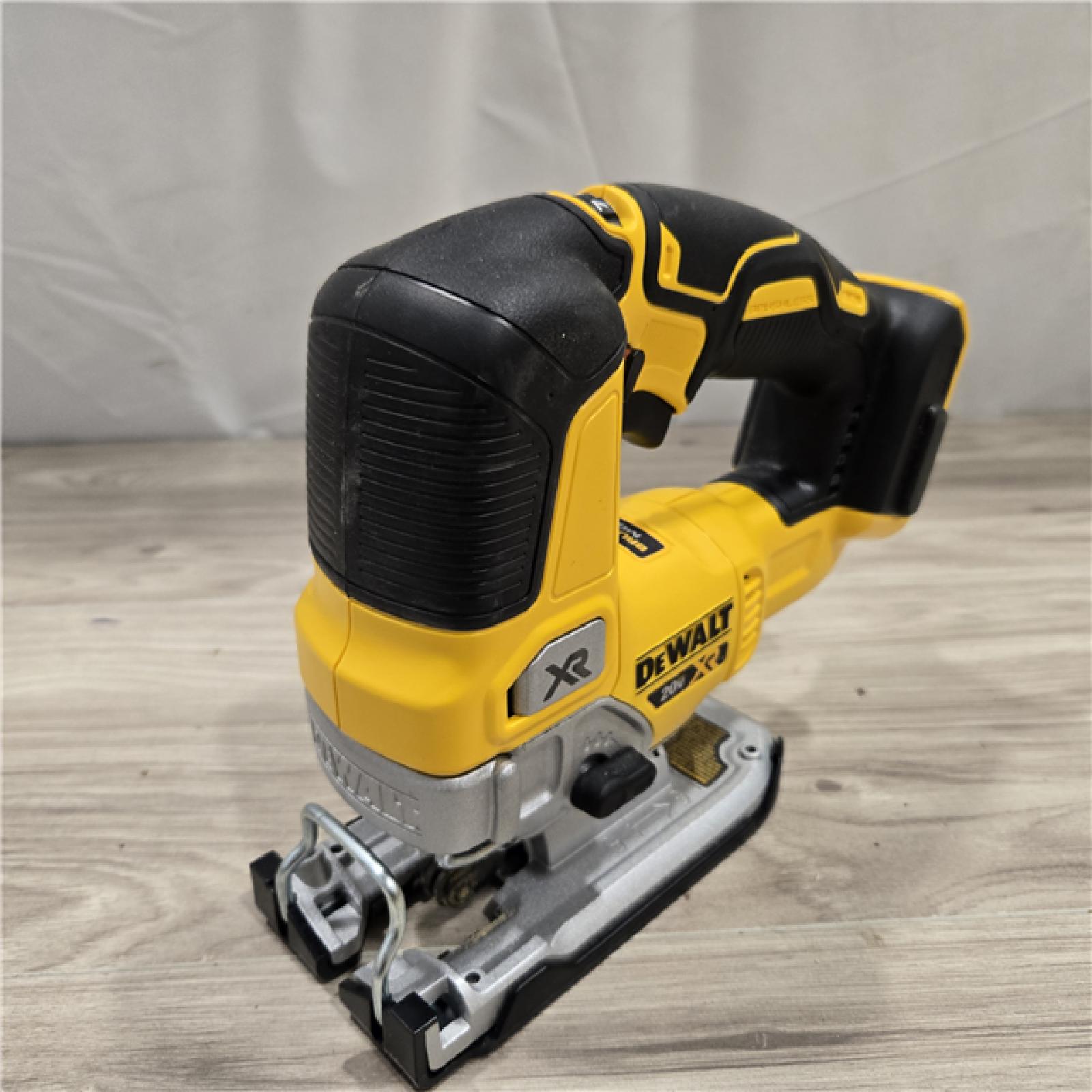 AS-IS 20V MAX XR Cordless Brushless Jigsaw (Tool Only)