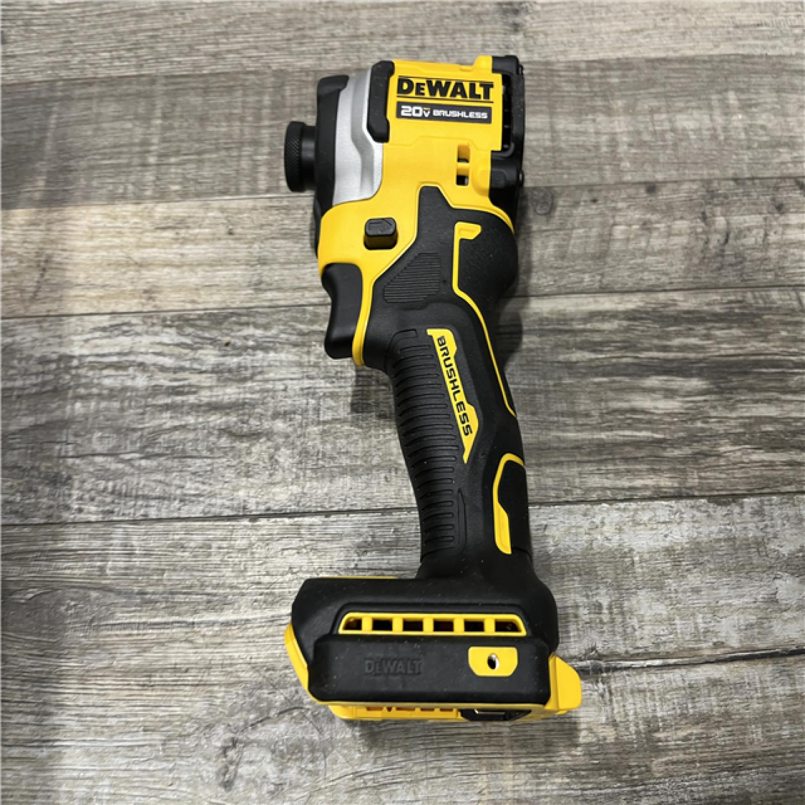 AS-IS DEWALT ATOMIC 20V MAX Lithium-Ion Cordless 1/4 in. Brushless Impact Driver Kit