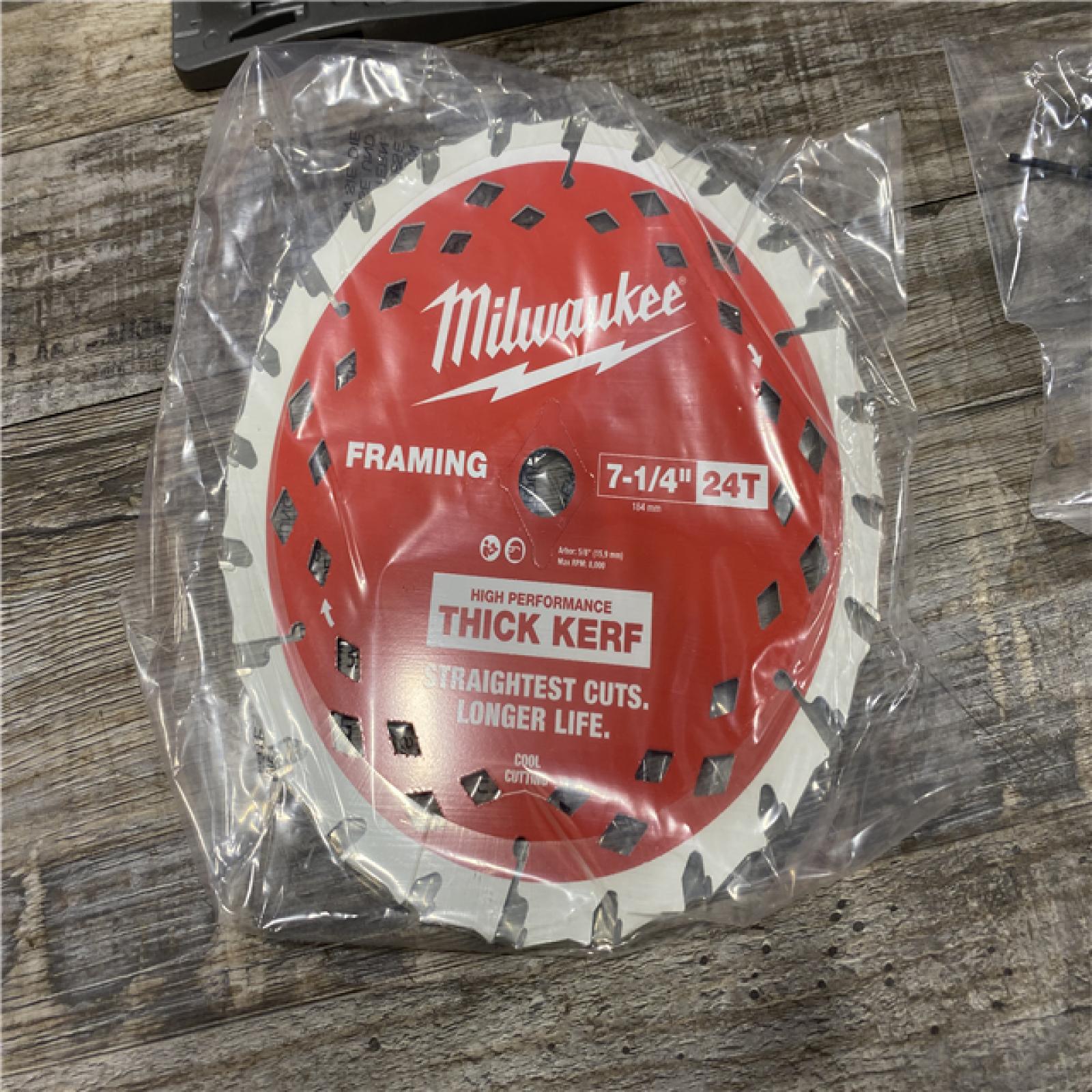 AS-IS Milwaukee FUEL 18V Lithium-Ion Cordless 7-1/4 in. Rear Handle Circular Saw (Tool-Only)