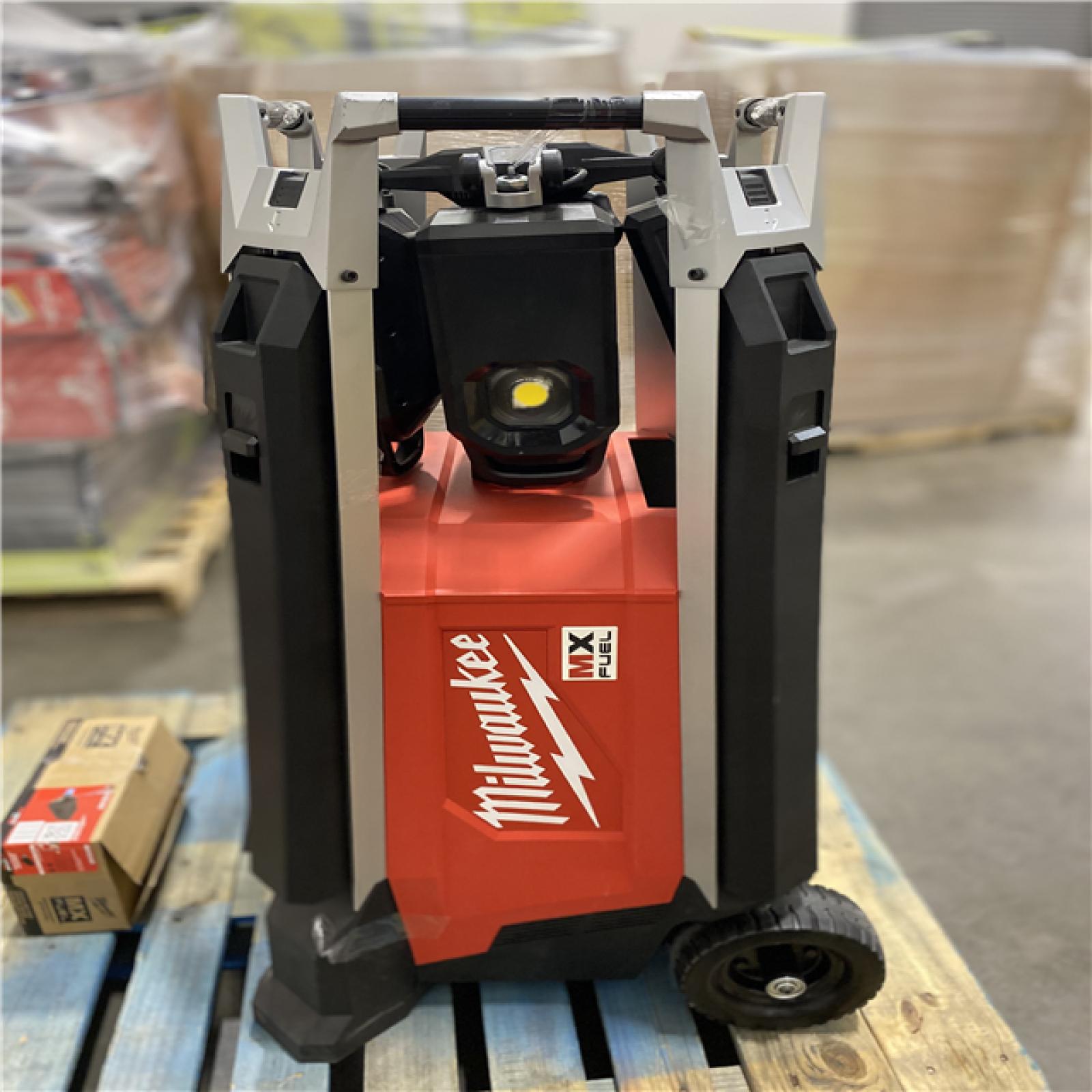 DALLAS LOCATION- Milwaukee MX FUEL ROCKET Tower Light WITH BATTERY