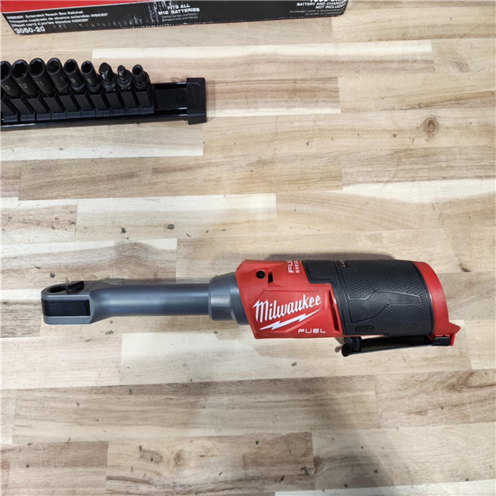 HOUSTON LOCATION - AS-IS Milwaukee  FUEL INSIDER 12V Lithium-Ion Brushless Cordless 1/4 in. - 3/8 in. Extended Reach Box Ratchet (Tool-Only)