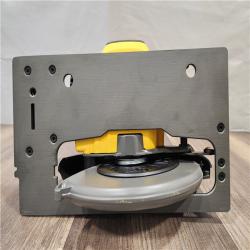 AS-IS- DeWALT Flexvolt Max 7-1/4 60V Brushless Circular Saw (Tool Only)