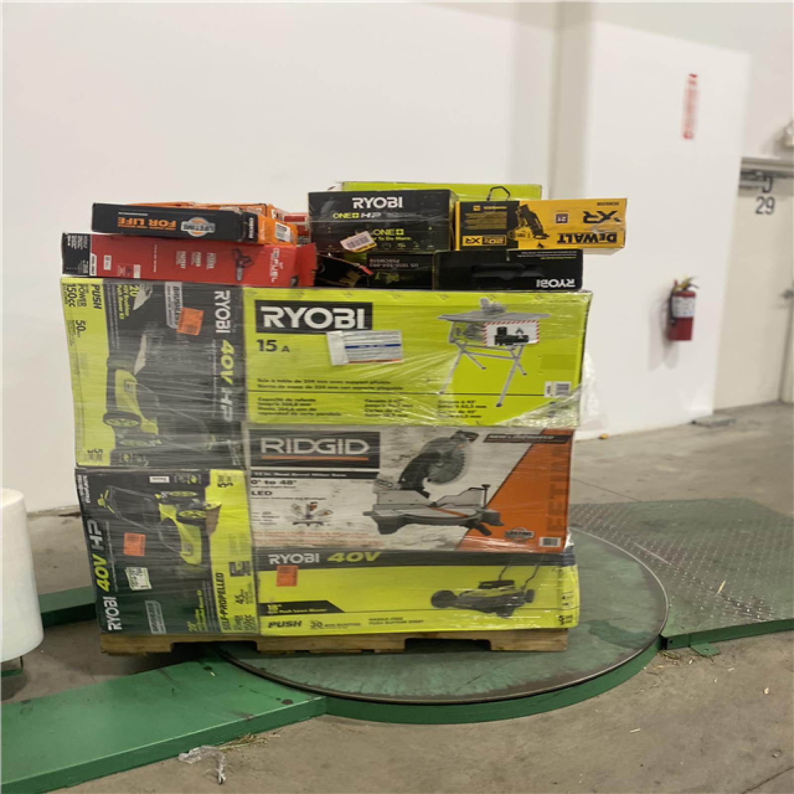 Dallas Location - As-Is Tool Pallet