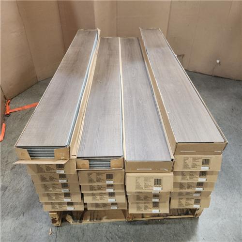Phoenix LIKE NEW  Home Decorators Collection Highmarket Warm 20 MIL x 7 in. x 48 in. Saddle Oak Waterproof Click Lock Luxury Vinyl Plank Flooring(471 sq. ft./22 Case)