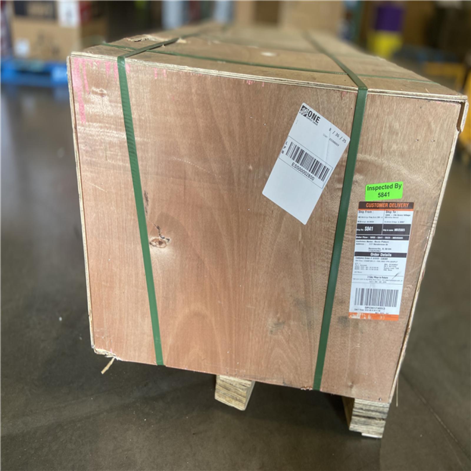 DALLAS LOCATION - Champion Power Equipment 37 Ton 338 cc Gas Powered Full Beam Log Splitter w/ Vertical/Horizontal Operation and Auto Return with Hydraulic Oil