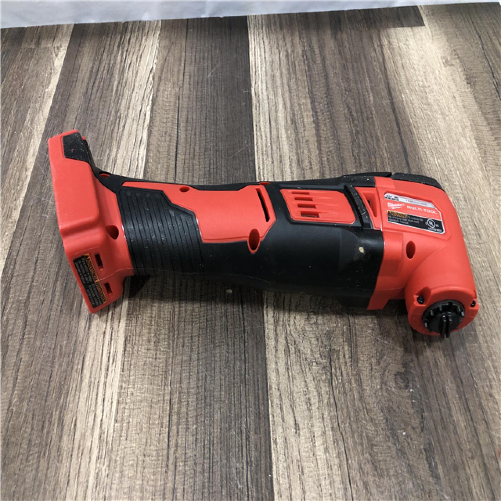 AS-IS Milwaukee 18V Lithium-Ion Cordless Oscillating Multi-Tool (Tool-Only)