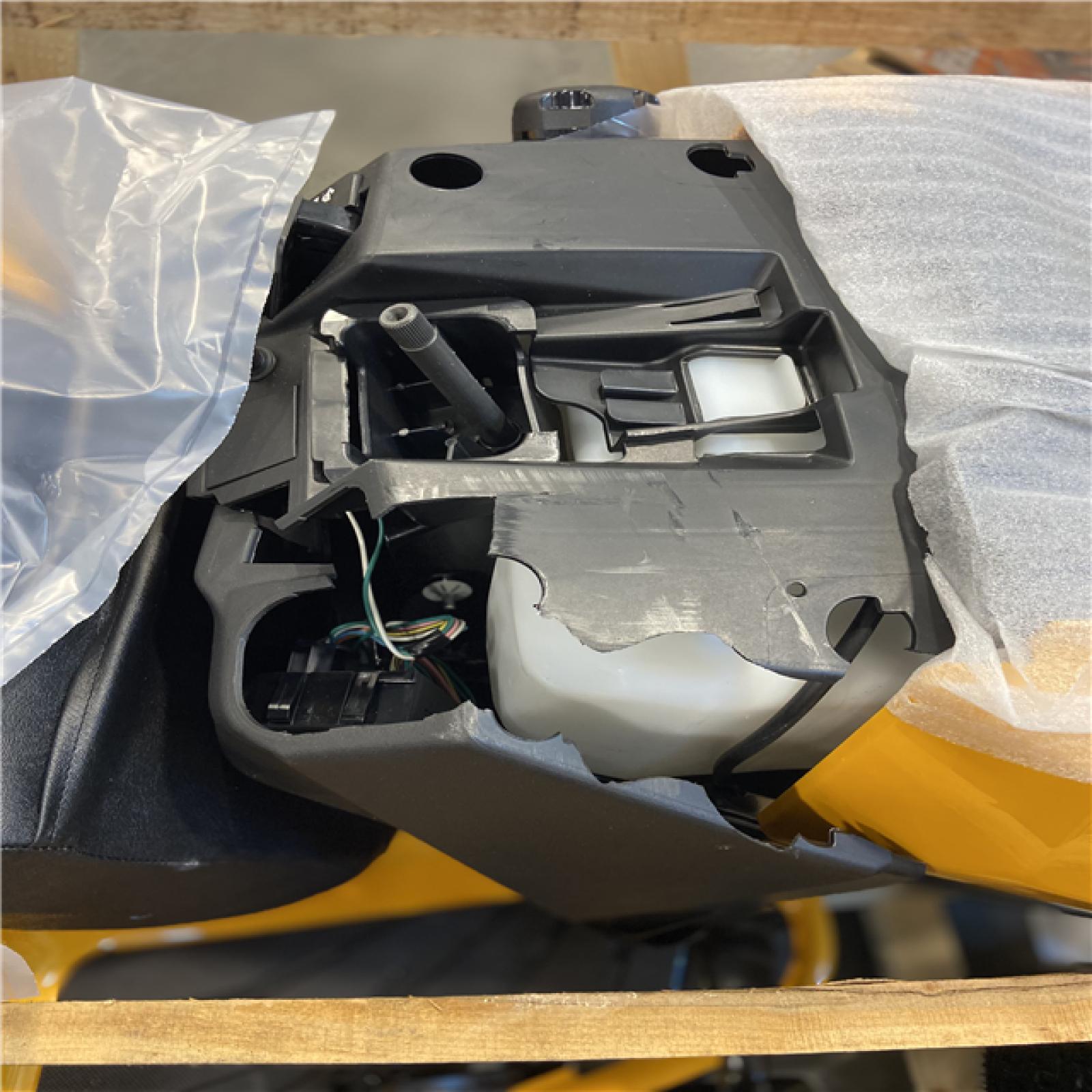 DALLAS LOCATION - Cub Cadet XT1 Enduro LT 46 in. 22 HP V-Twin Kohler 7000 Series Engine Hydrostatic Drive Gas Riding Lawn Tractor