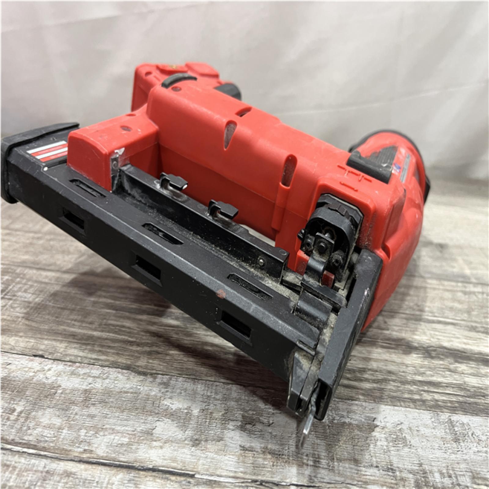 AS-IS Milwaukee FUEL 18-Volt Lithium-Ion Brushless Cordless 18-Gauge 1/4 in. Narrow Crown Stapler (Tool-Only)