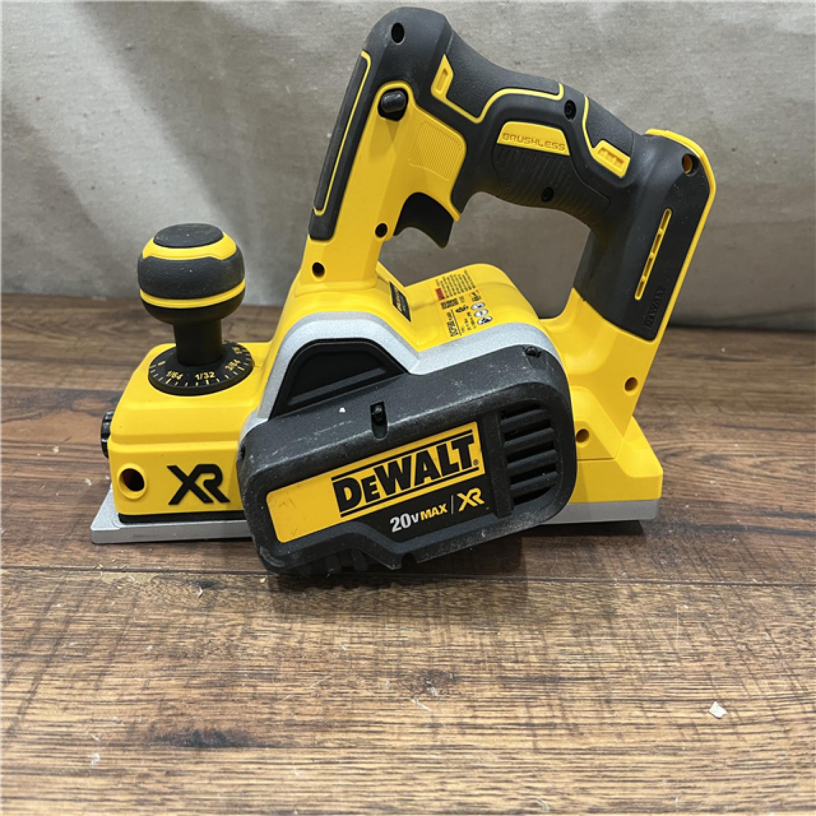 AS-IS DEWALT DCP580B 20V MAX Lithium Ion Brushless Planer