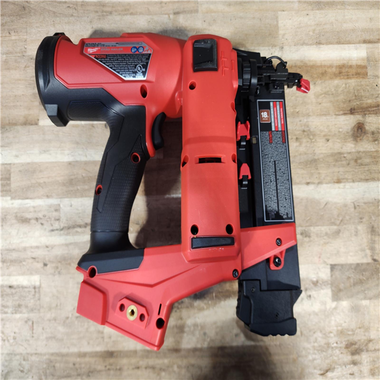 HOUSTON LOCATION - AS-IS (APPEARS LIKE NEW) Milwaukee FUEL 18-Volt Lithium-Ion Brushless Cordless Gen II 18-Gauge Brad Nailer (Tool-Only)
