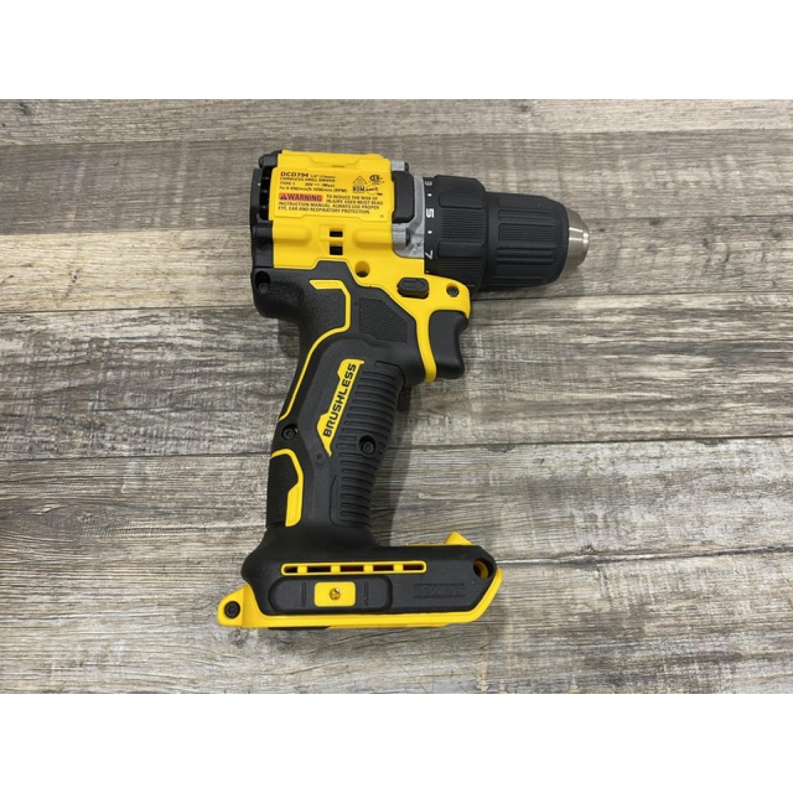 AS-IS DEWALT Atomic 20V Lithium-Ion Cordless Compact 1/2 in. Drill/Driver Kit