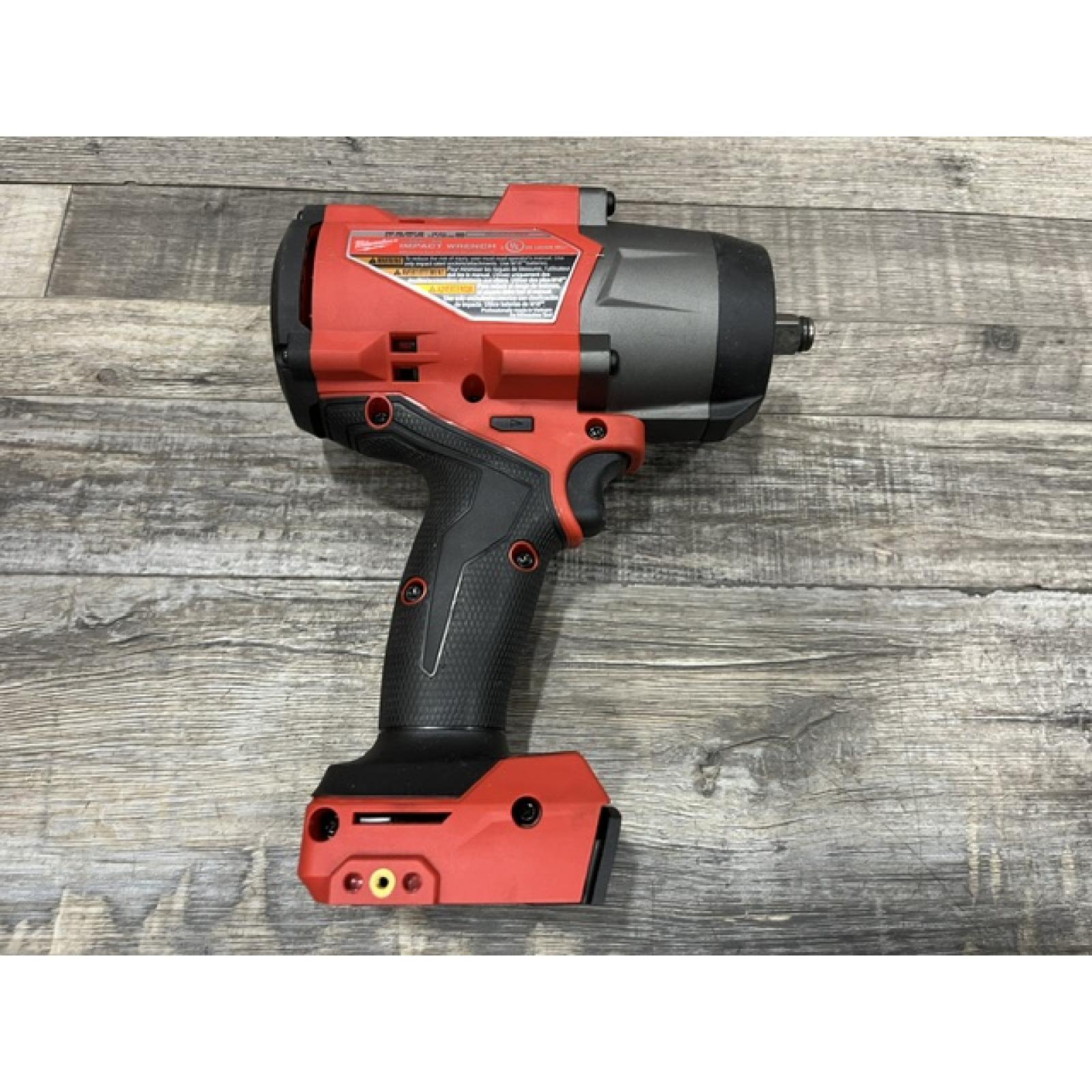 AS-IS Milwaukee FUEL 18V Lithium-Ion Brushless Cordless 1/2 in. Impact Wrench w/Friction Ring Kit